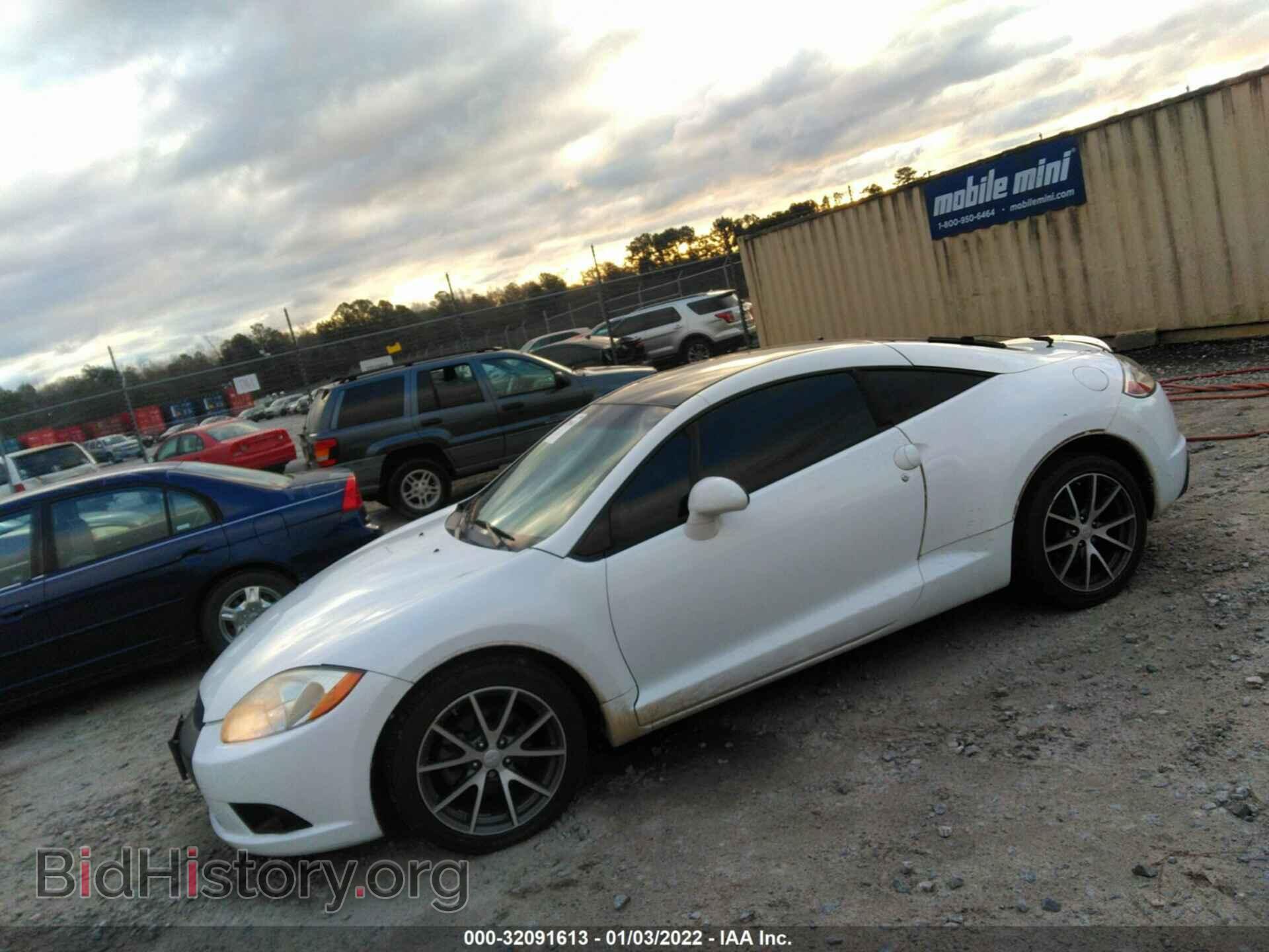 2011 MITSUBISHI ECLIPSE - VIN: 4A31K5DF1BE017922 - Фото 2