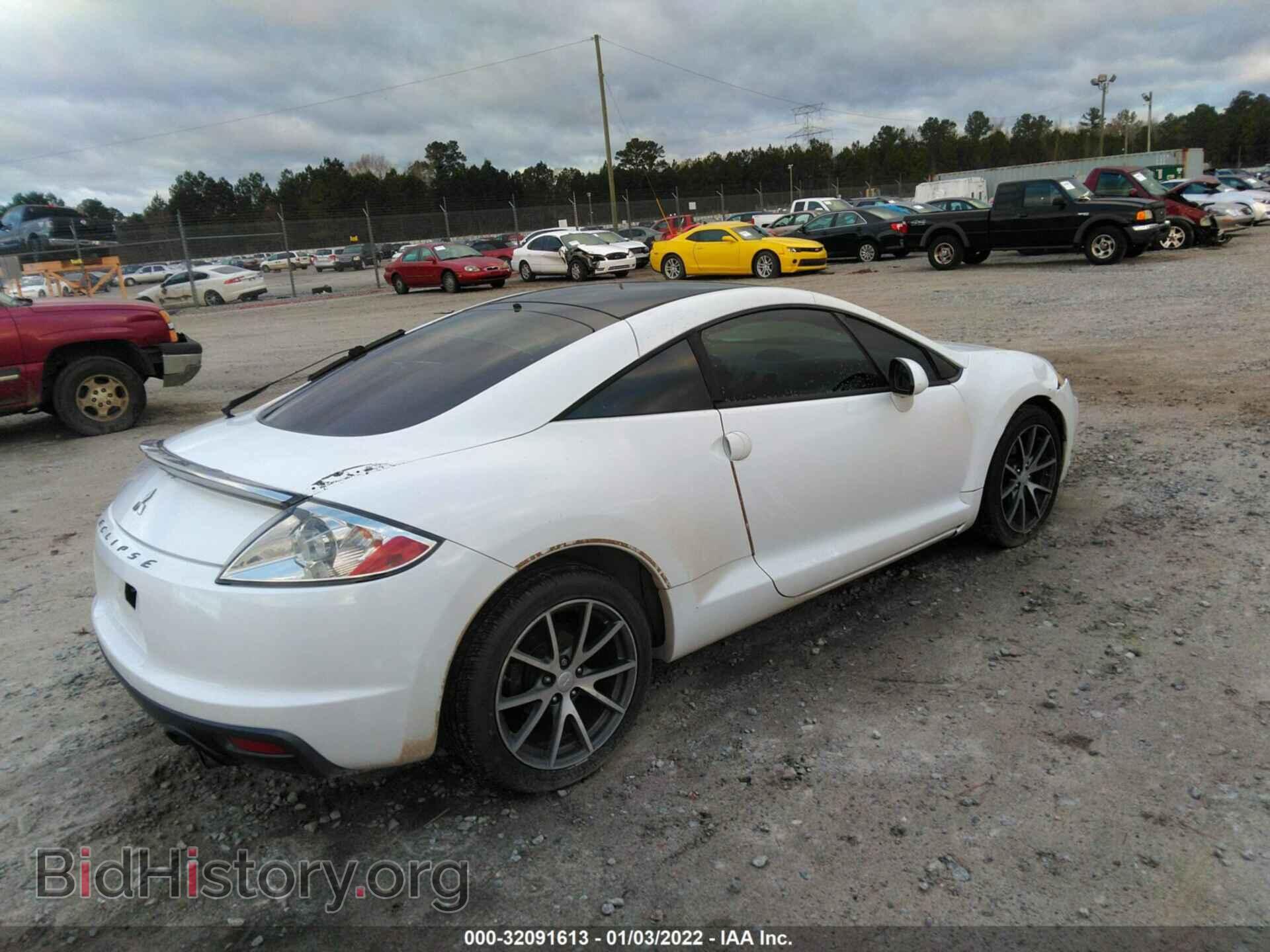 2011 MITSUBISHI ECLIPSE - VIN: 4A31K5DF1BE017922 - Фото 4