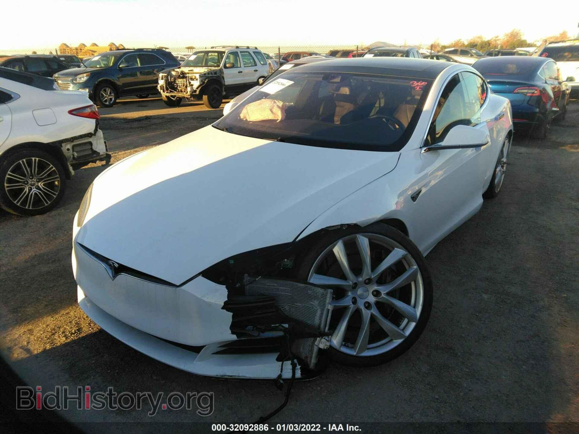2016 TESLA MODEL S - VIN: 5YJSA1E19GF151945 - Фото 2