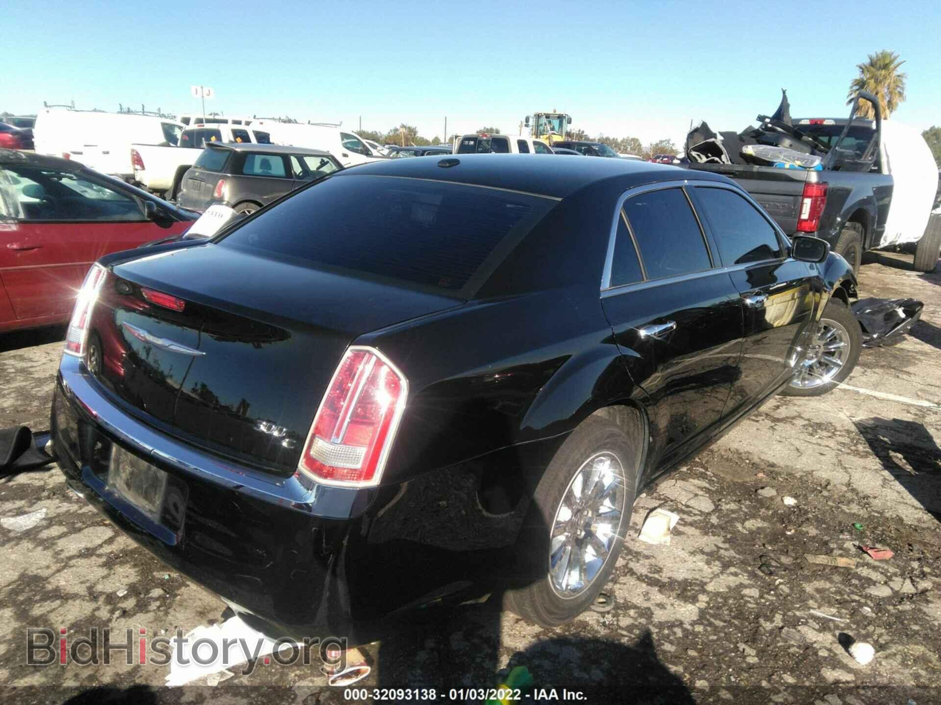 2014 CHRYSLER 300 - VIN: 2C3CCAET2EH169781 - Фото 4