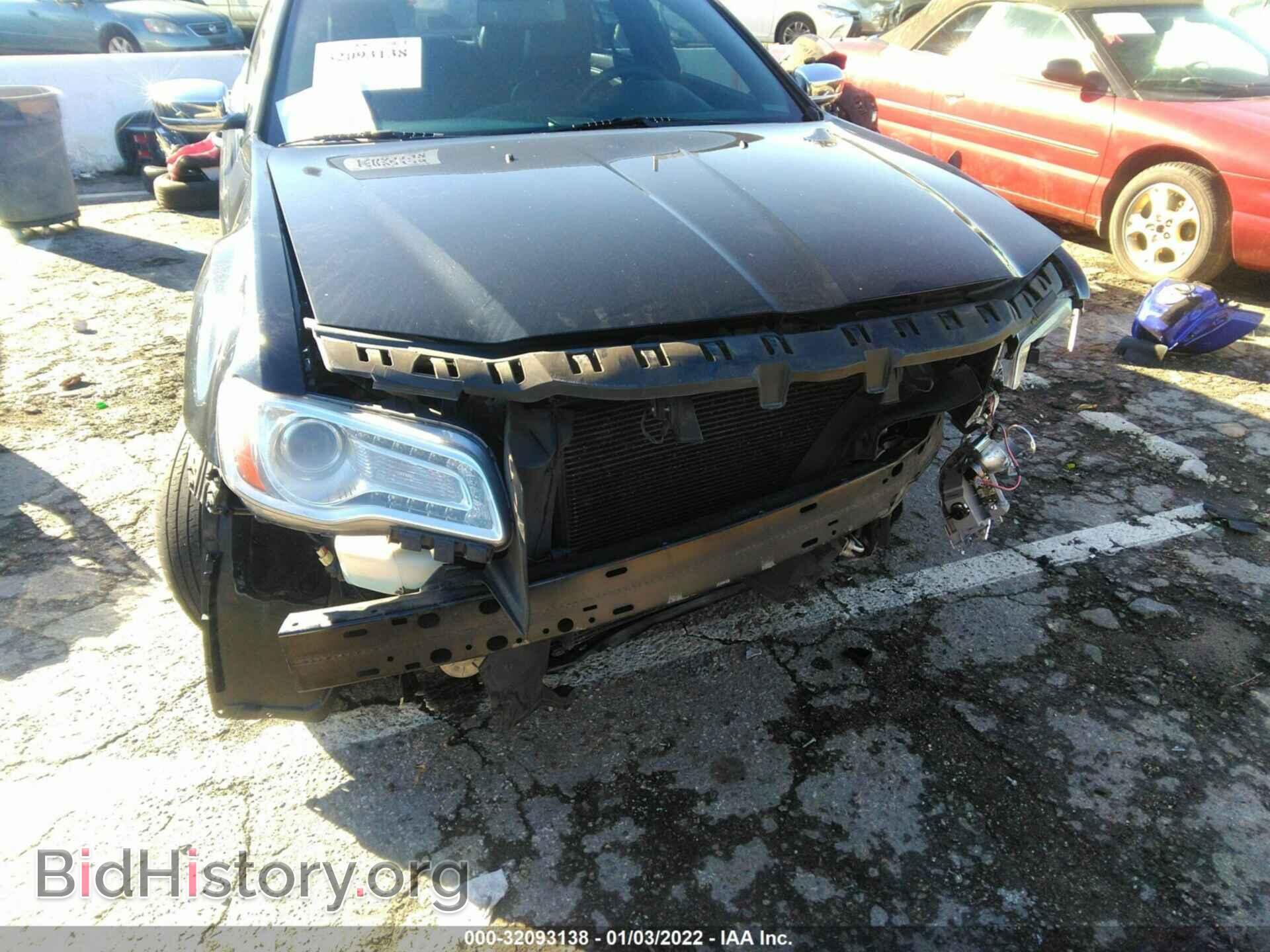 2014 CHRYSLER 300 - VIN: 2C3CCAET2EH169781 - Фото 6