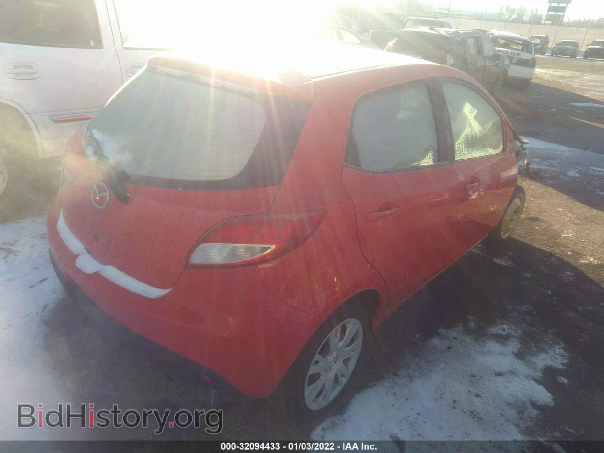 2011 MAZDA MAZDA2 - VIN: JM1DE1HY6B0115868 - Фото 4