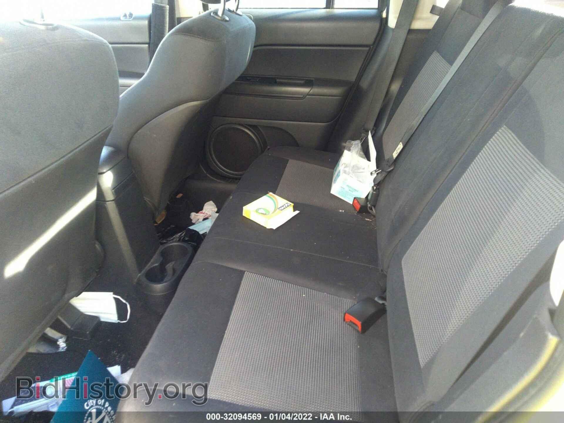 2012 JEEP COMPASS - VIN: 1C4NJDBBXCD570285 - Фото 8