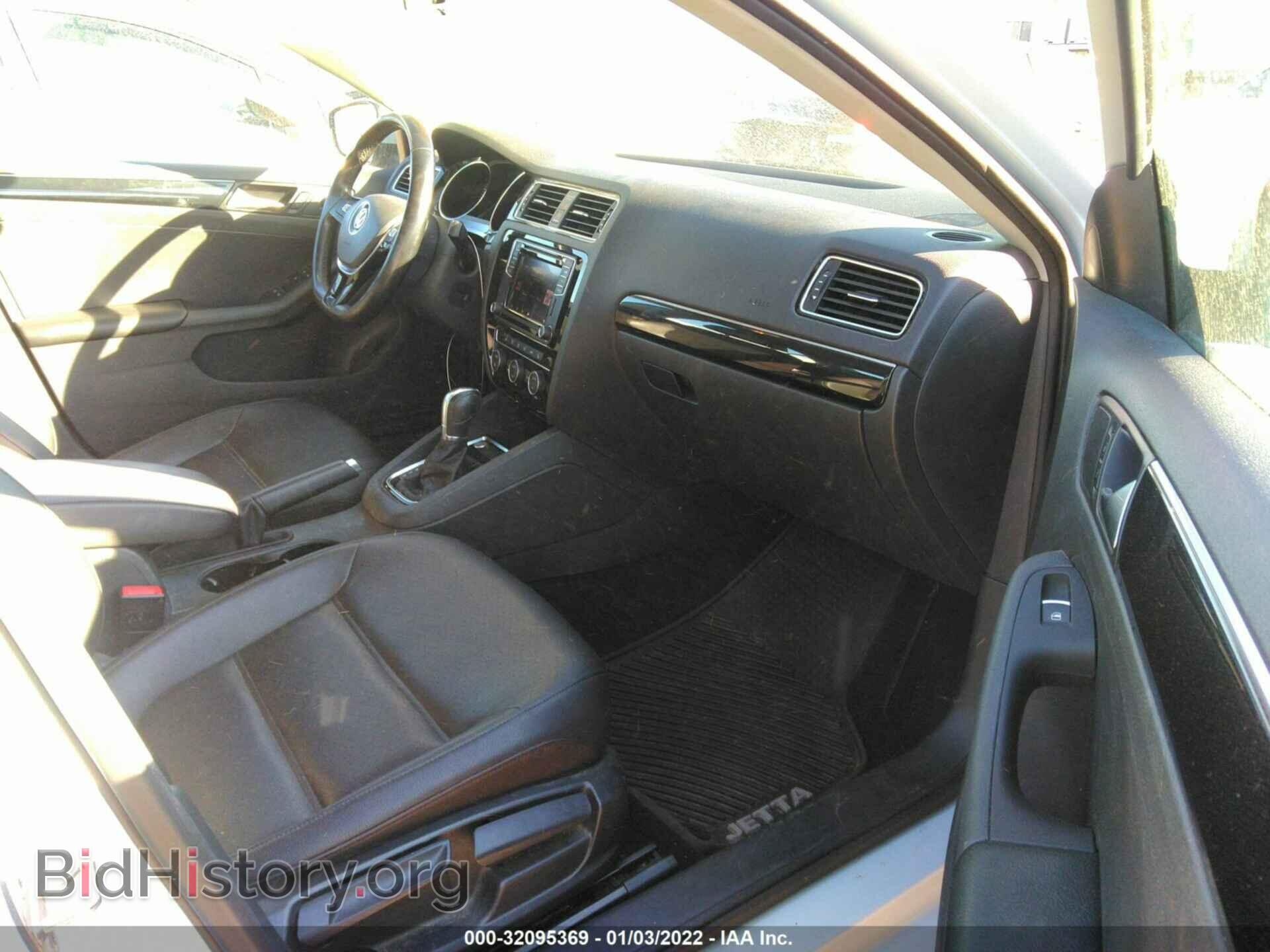 2017 VOLKSWAGEN JETTA - VIN: 3VWL17AJ8HM355126 - Фото 5