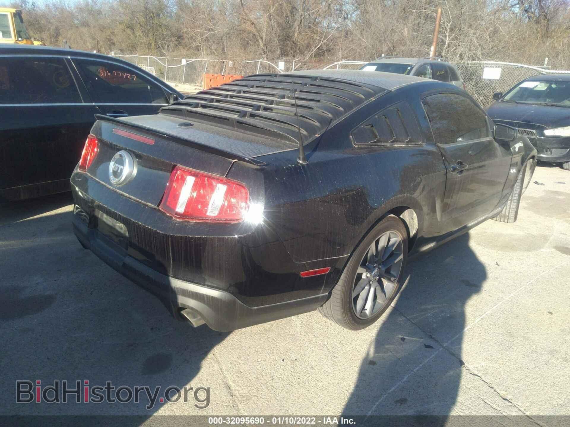 2012 FORD MUSTANG - VIN: 1ZVBP8CF2C5208114 - Фото 4