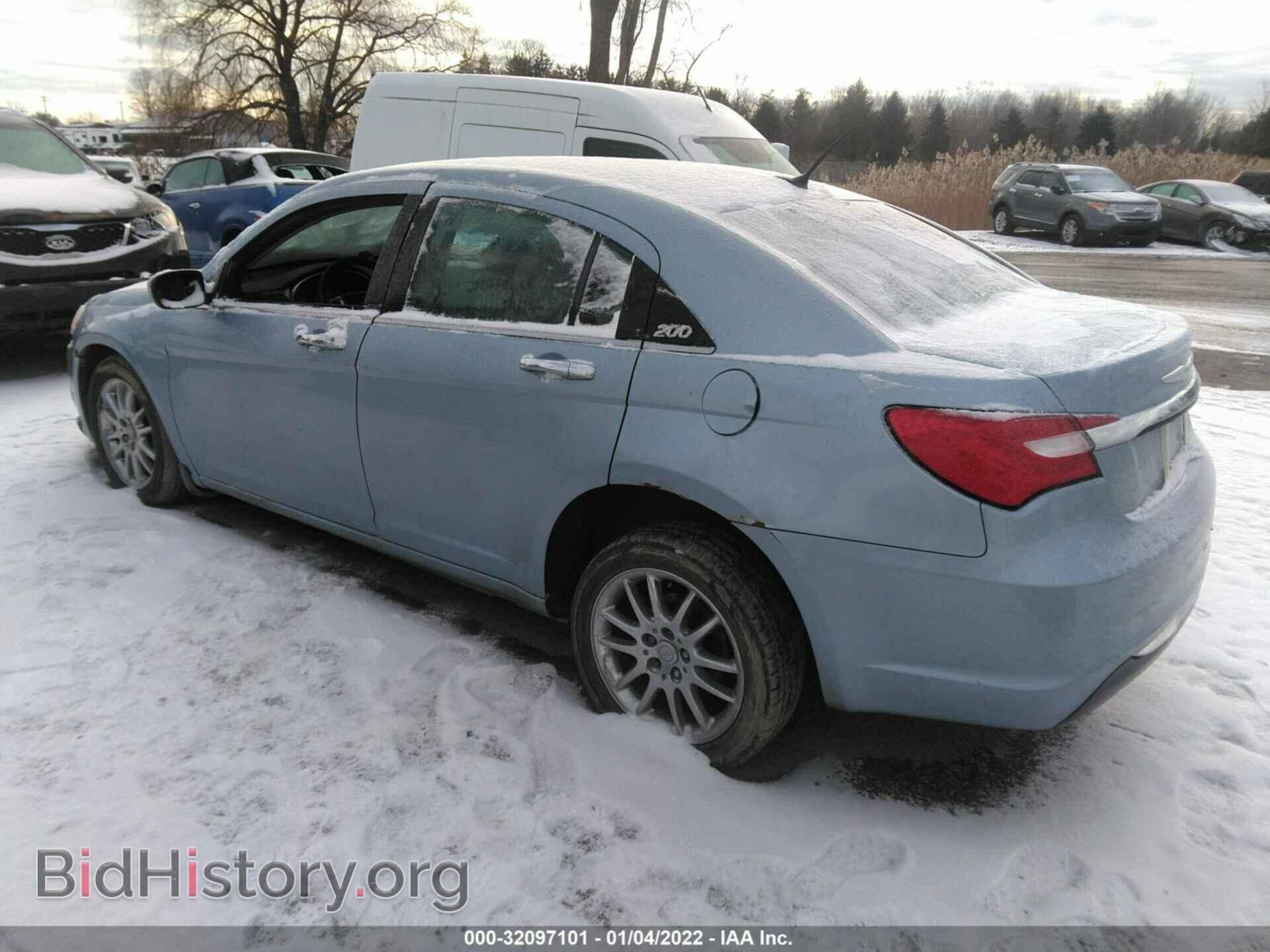 2012 CHRYSLER 200 - VIN: 1C3CCBCB9CN284821 - Фото 3