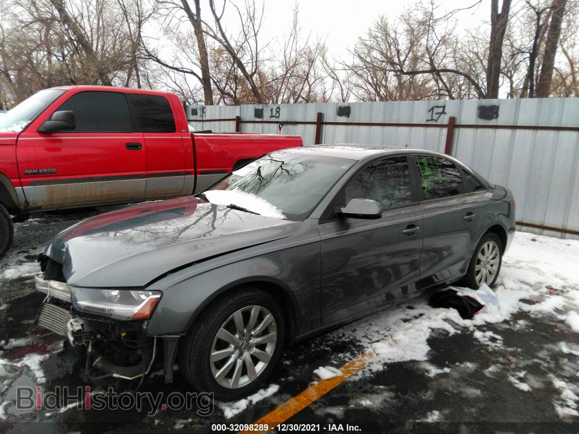 2013 AUDI A4 - VIN: WAUBFAFL4DN024502 - Фото 2