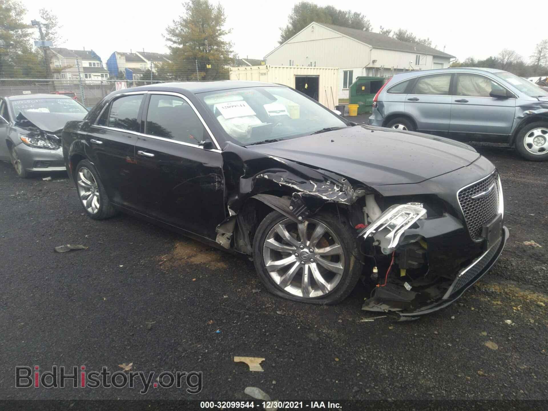 Фотография 2C3CCAEG5KH528538 - CHRYSLER 300 2019