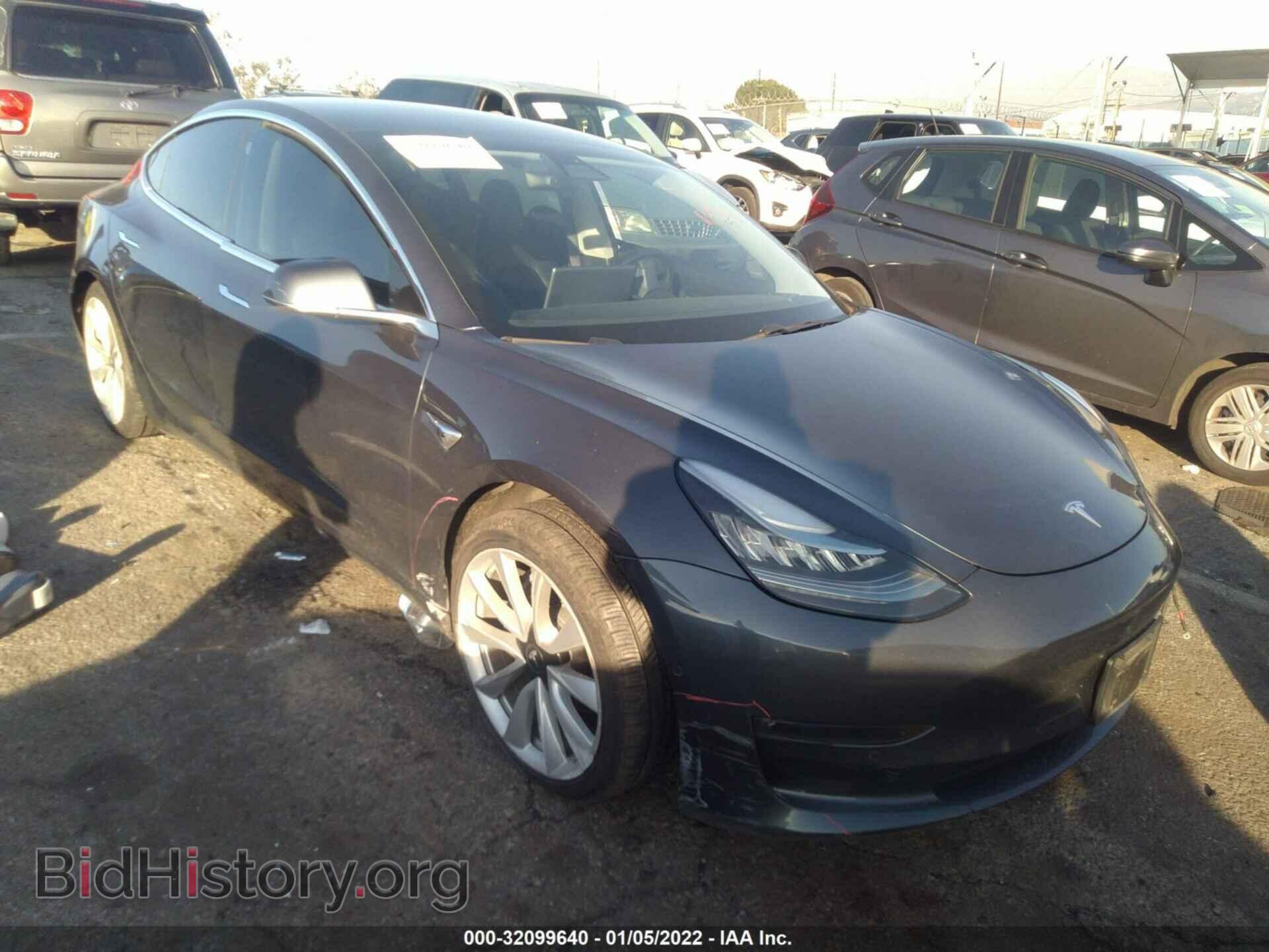 Photo 5YJ3E1EA8JF042697 - TESLA MODEL 3 2018