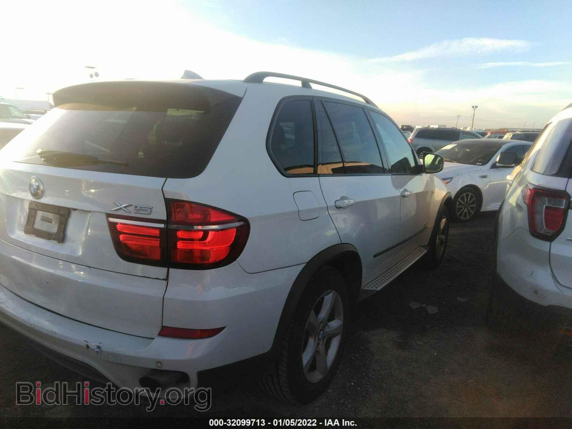 2011 BMW X5 - VIN: 5UXZV4C53BL402893 - Фото 4