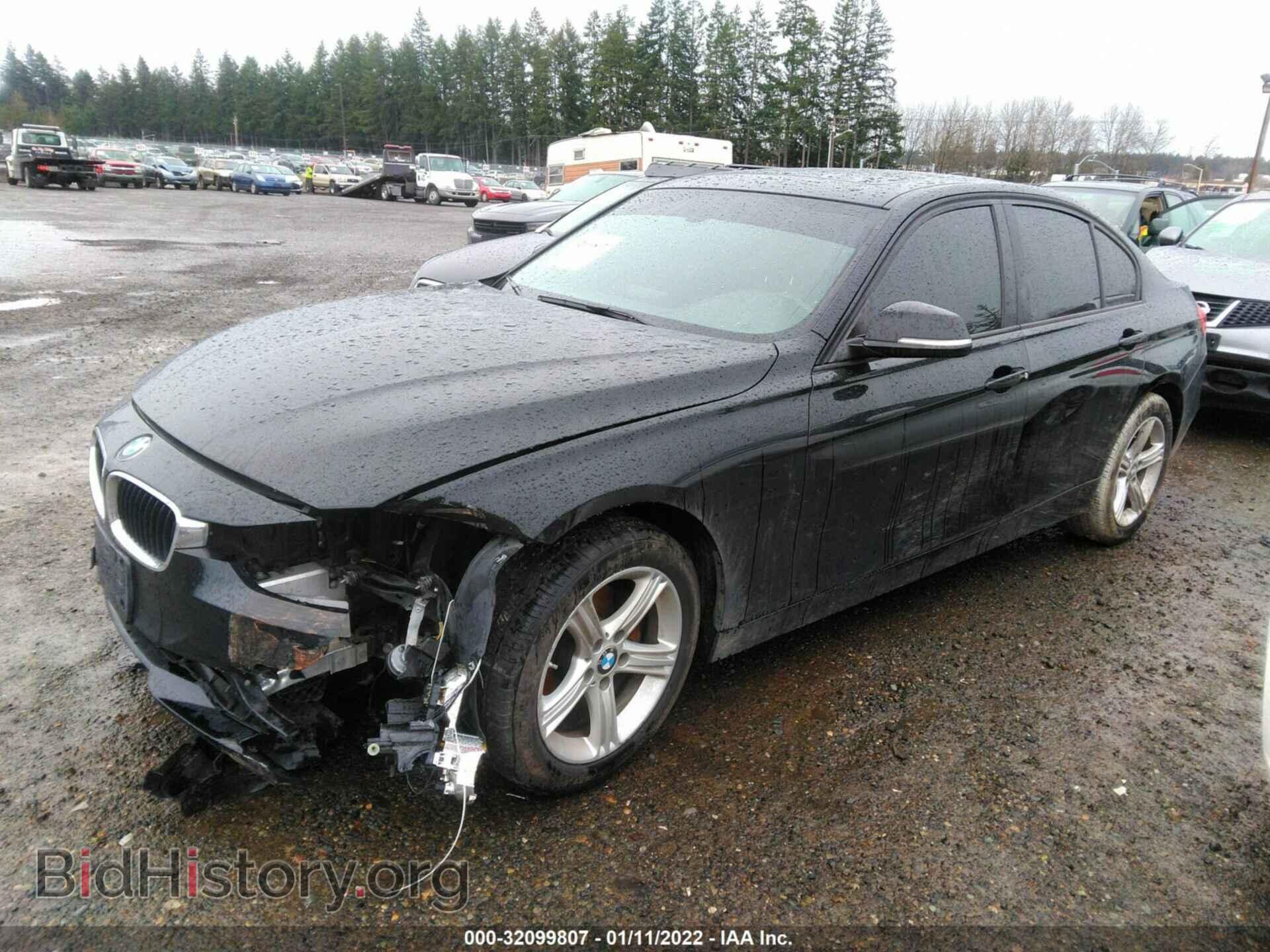 2013 BMW 3 SERIES - VIN: WBA3C1C59DF435245 - Фото 2