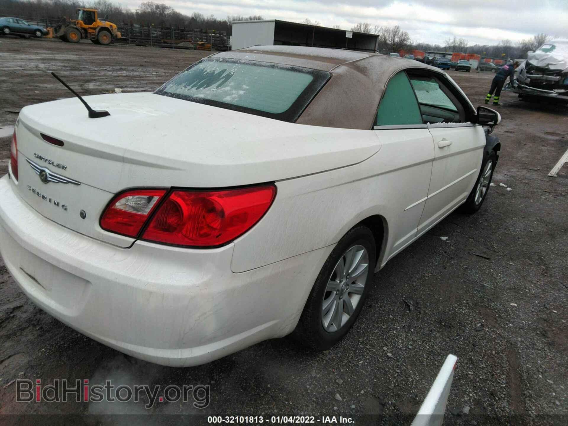 2010 CHRYSLER SEBRING - VIN: 1C3BC5ED6AN147649 - Фото 4