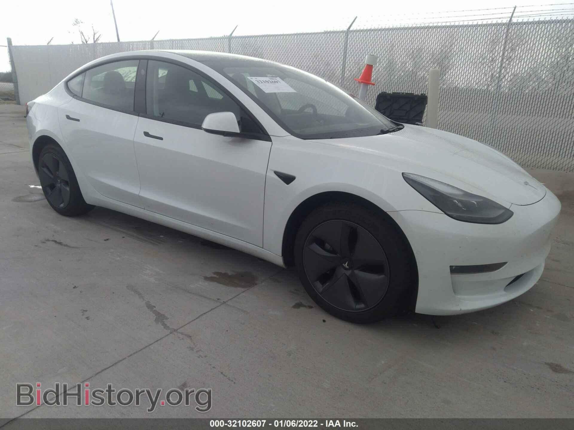 Photo 5YJ3E1EB1MF019677 - TESLA MODEL 3 2021