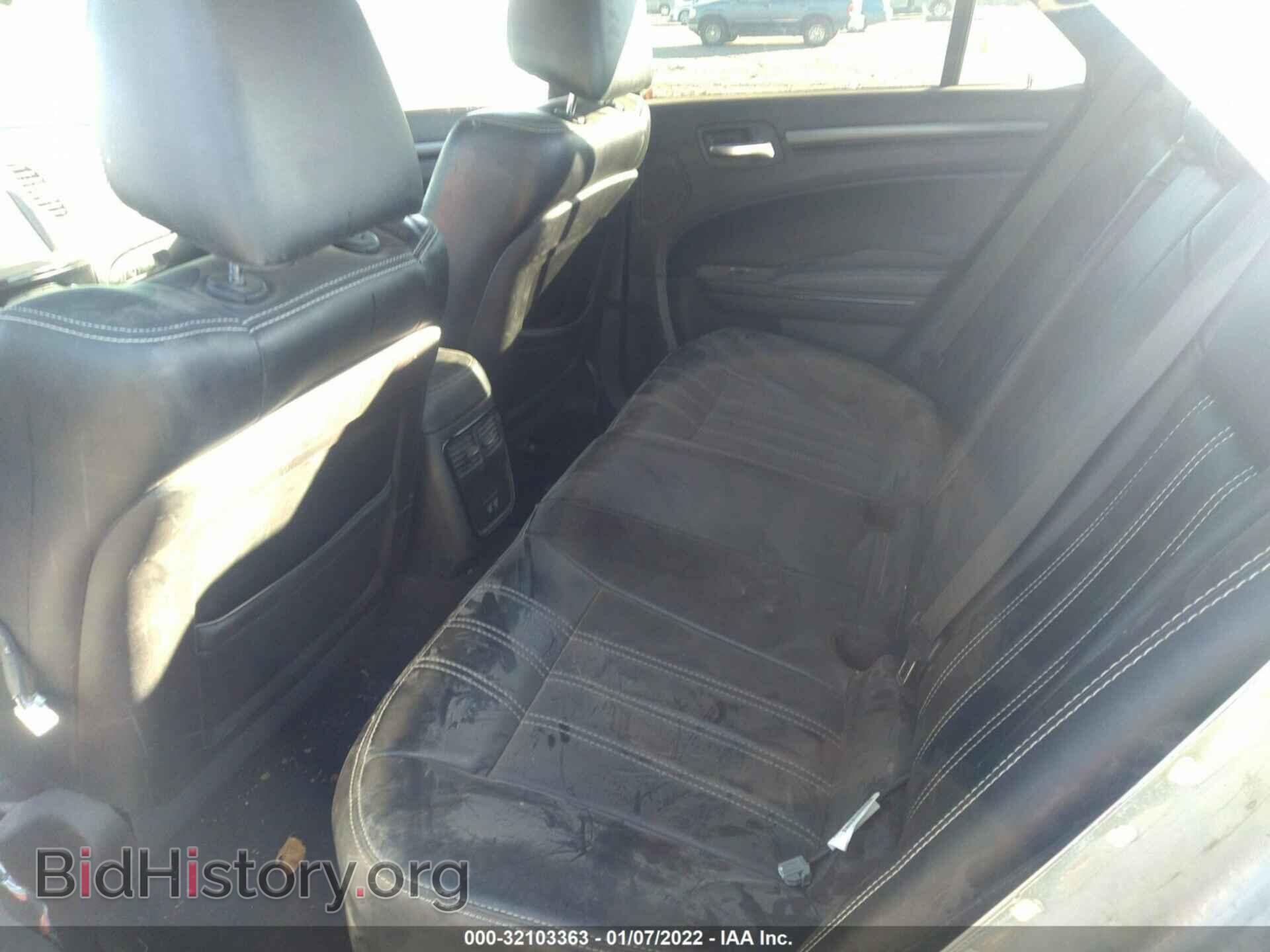 2016 CHRYSLER 300 - VIN: 2C3CCAGG5GH253192 - Фото 8