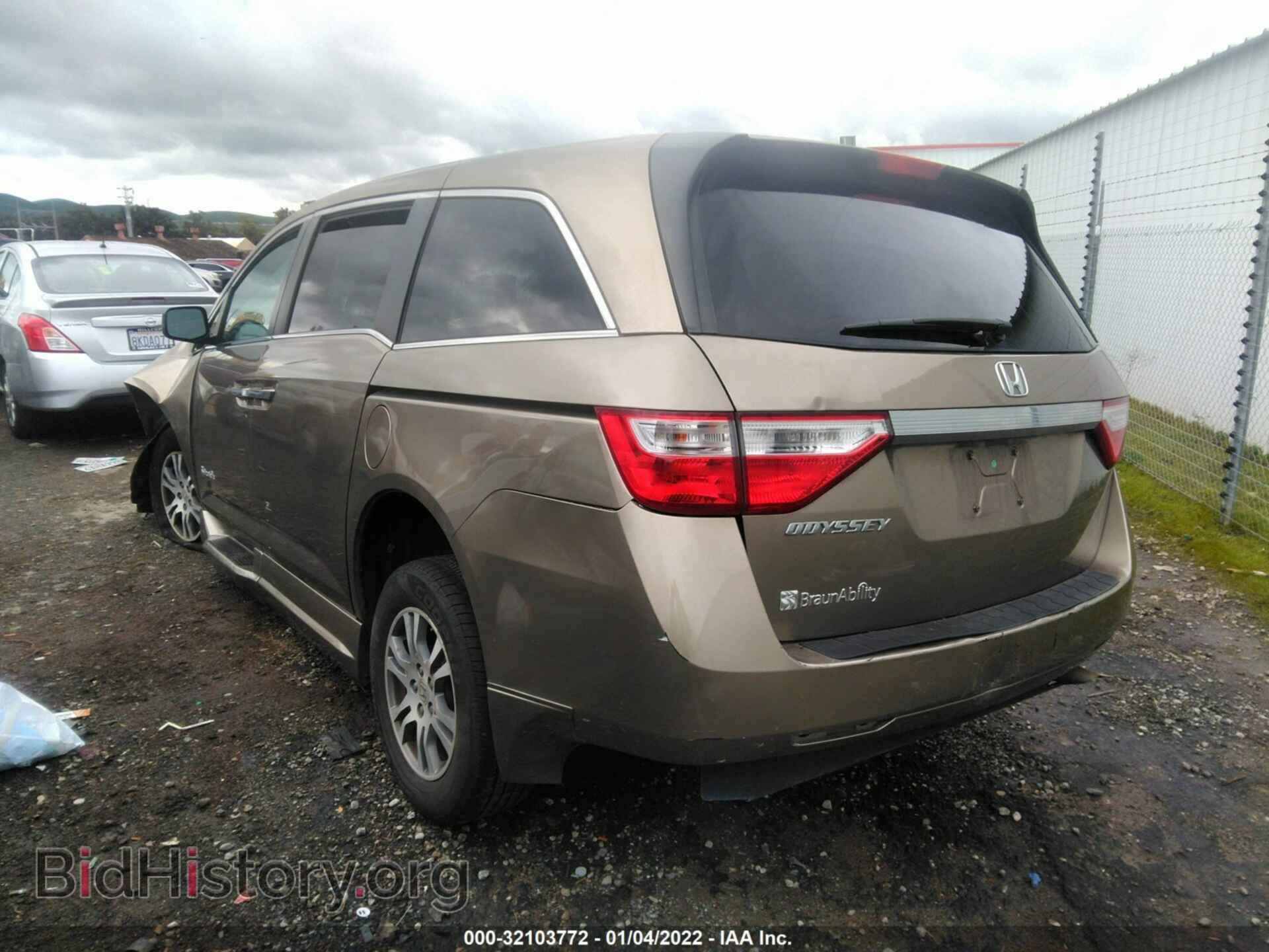 2011 HONDA ODYSSEY - VIN: 5FNRL5H49BB100816 - Фото 3