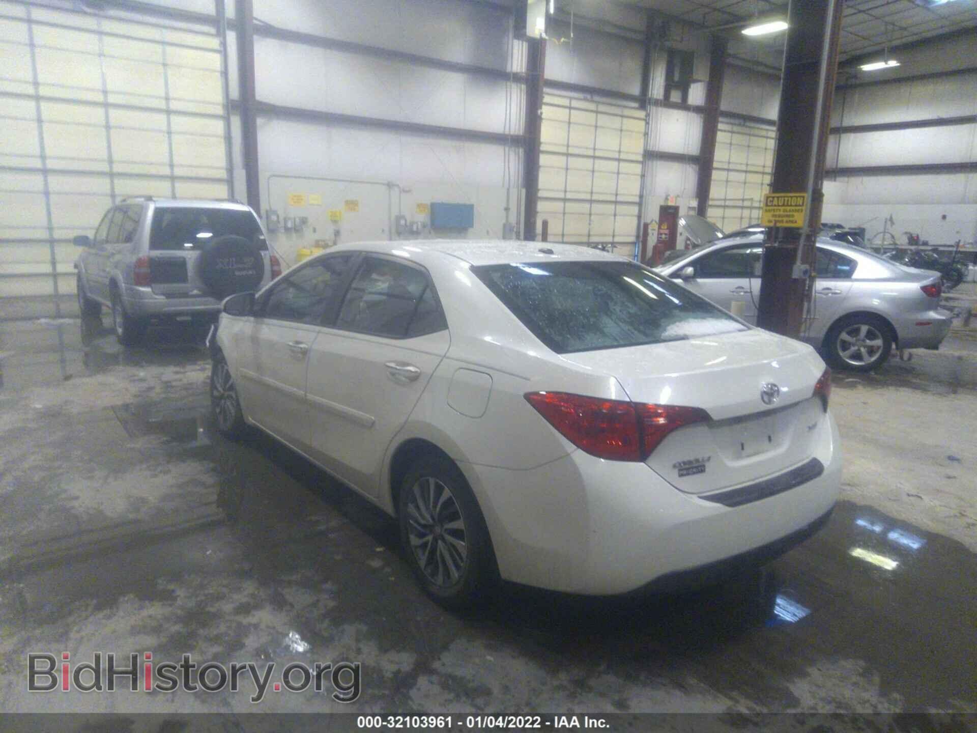 2017 TOYOTA COROLLA - VIN: 5YFBURHE3HP578306 - Фото 3