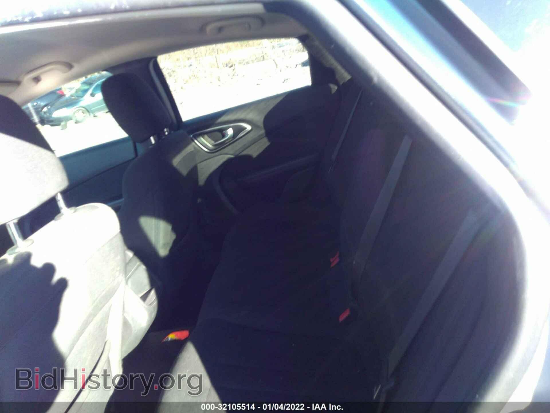 2016 CHRYSLER 200 - VIN: 1C3CCCAG5GN141018 - Photo 8