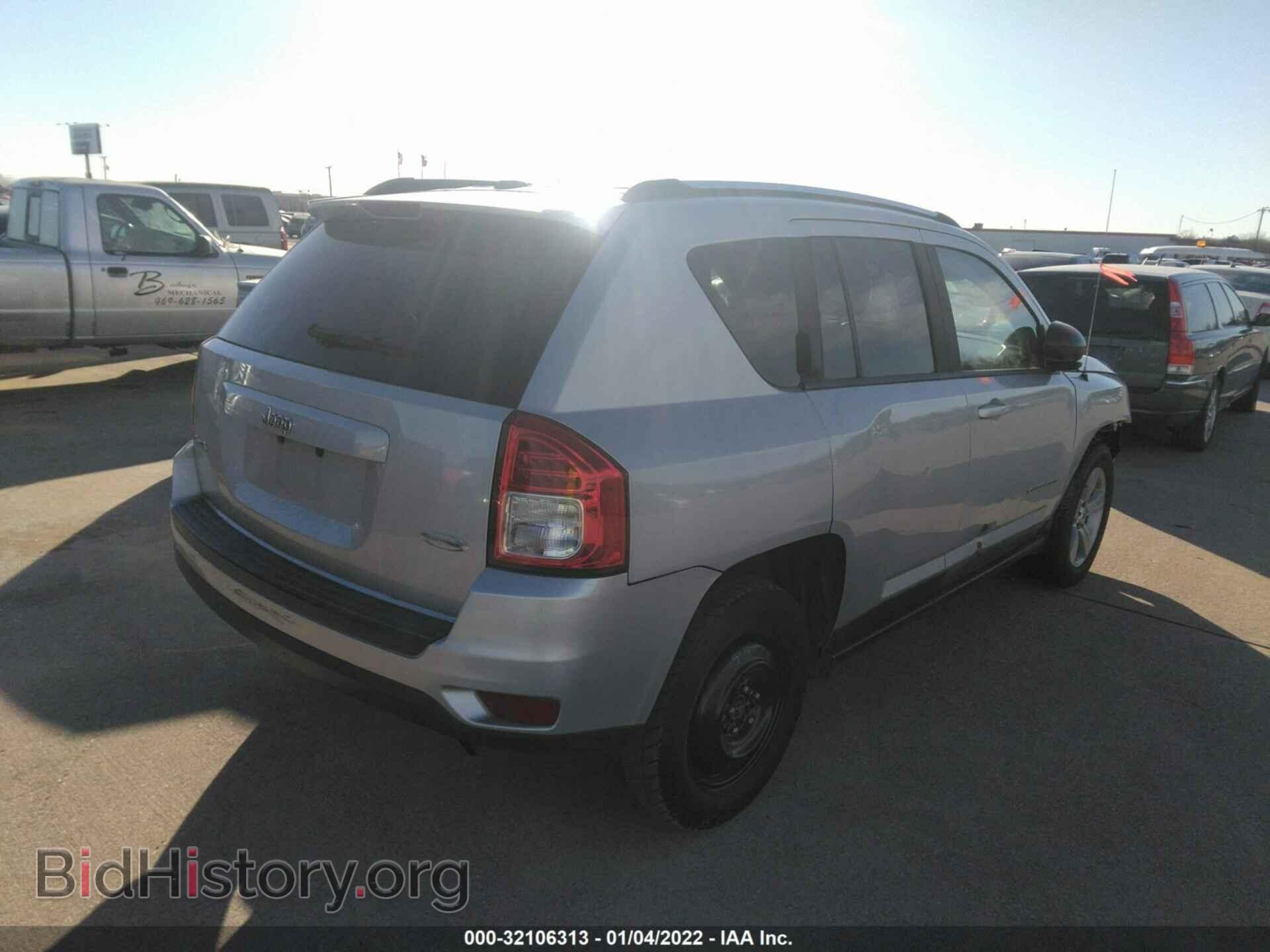 2011 JEEP COMPASS - VIN: 1J4NF1FB3BD187789 - Фото 4