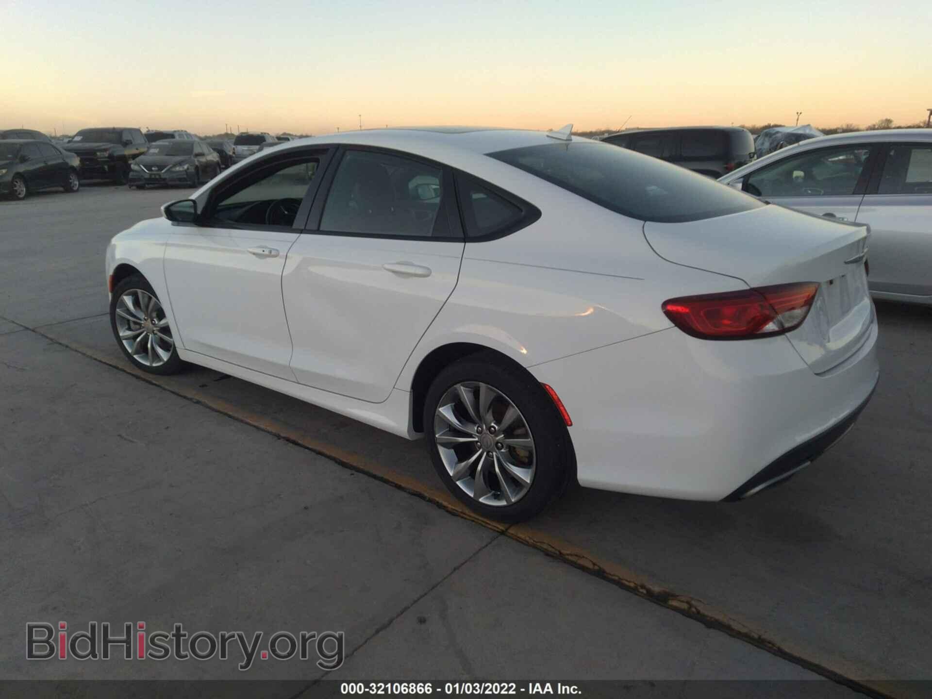 2015 CHRYSLER 200 - VIN: 1C3CCCBG3FN710736 - Фото 3