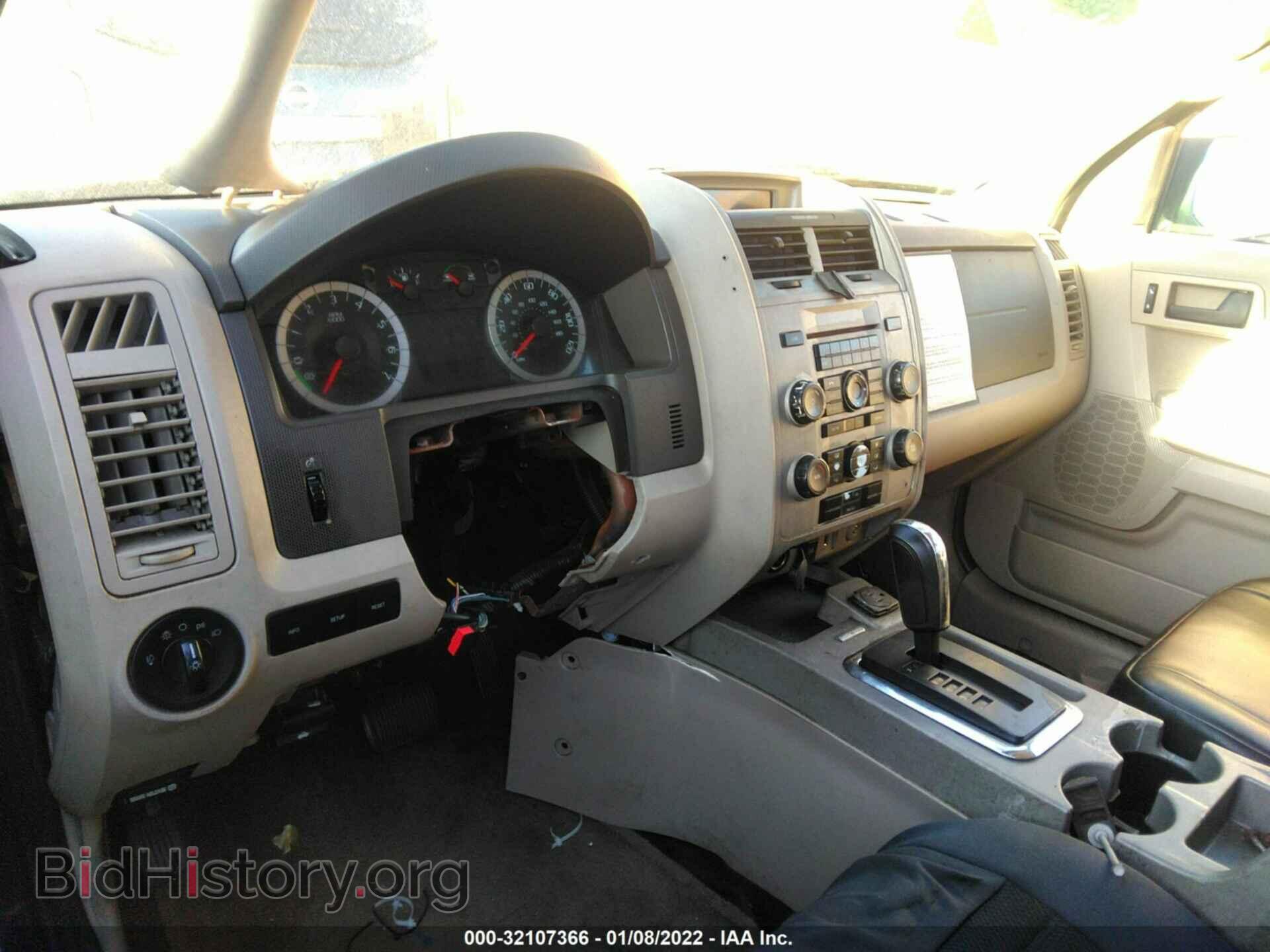 2011 FORD ESCAPE - VIN: 1FMCU4K36BKC06121 - Фото 6