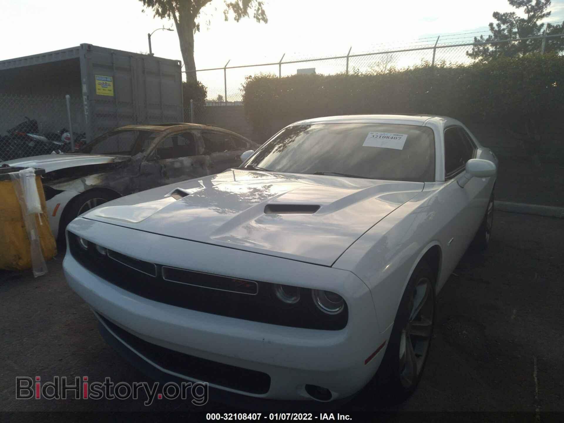 2015 DODGE CHALLENGER - VIN: 2C3CDZAT6FH774258 - Photo 2