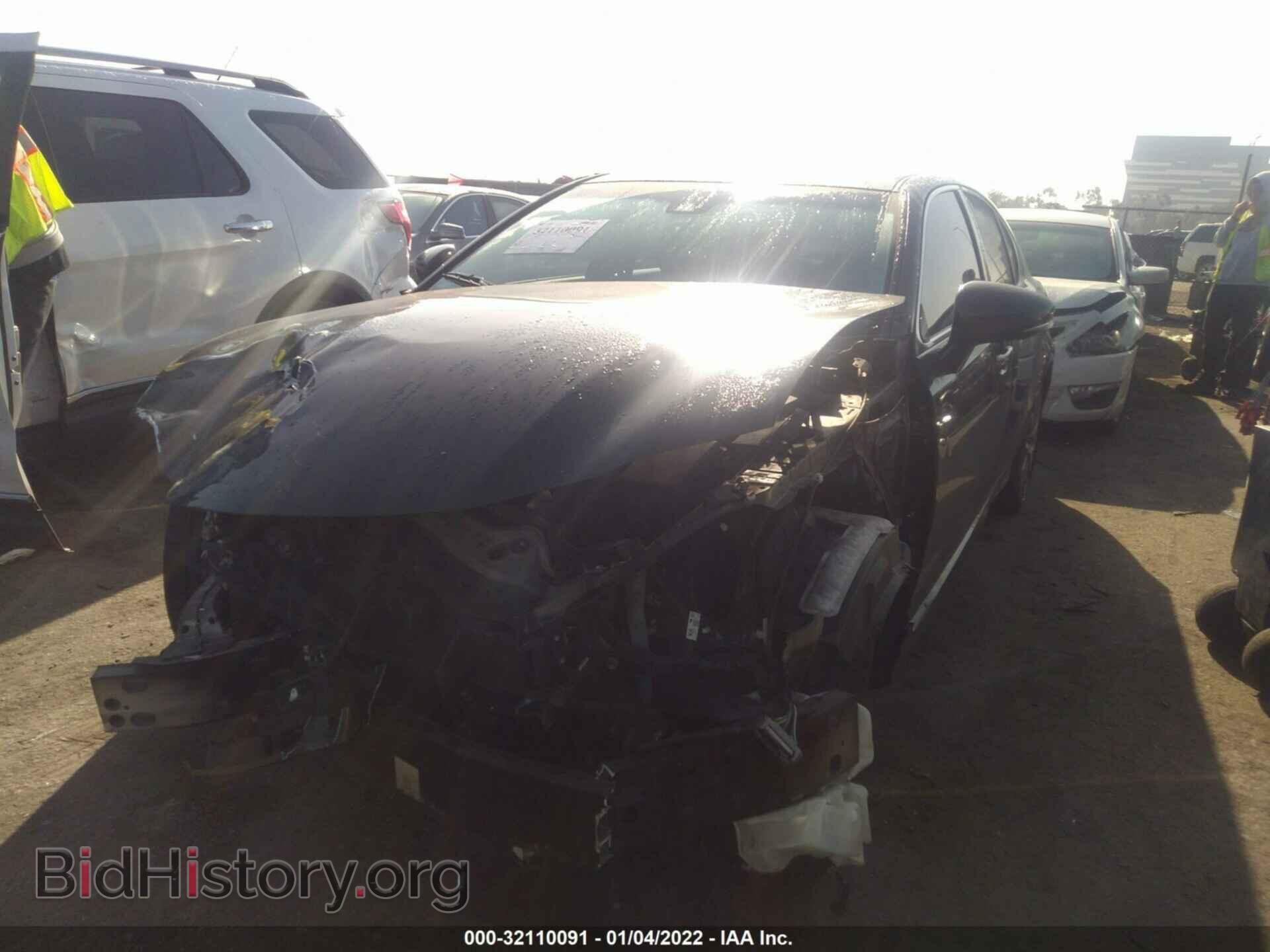 2018 LEXUS GS - VIN: JTHBZ1BL0JA014597 - Фото 2