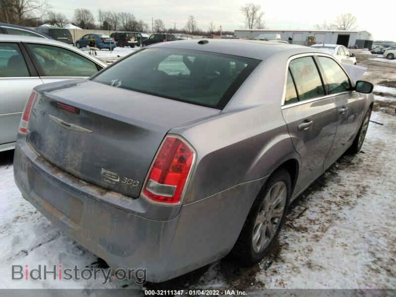 2013 Chrysler 300 (VIN 2C3CCAGG2DH590527) — photo 4 of 11