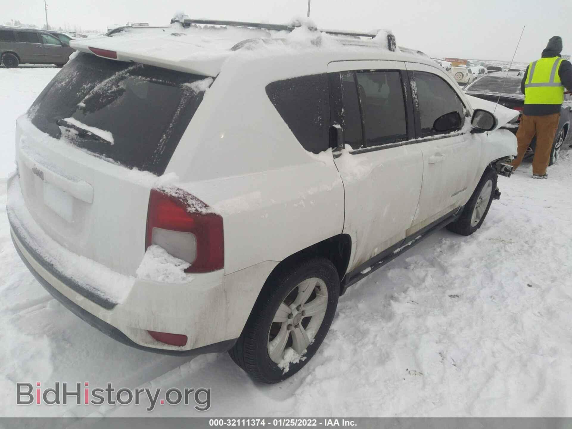 2014 JEEP COMPASS - VIN: 1C4NJDBB5ED647597 - Фото 4