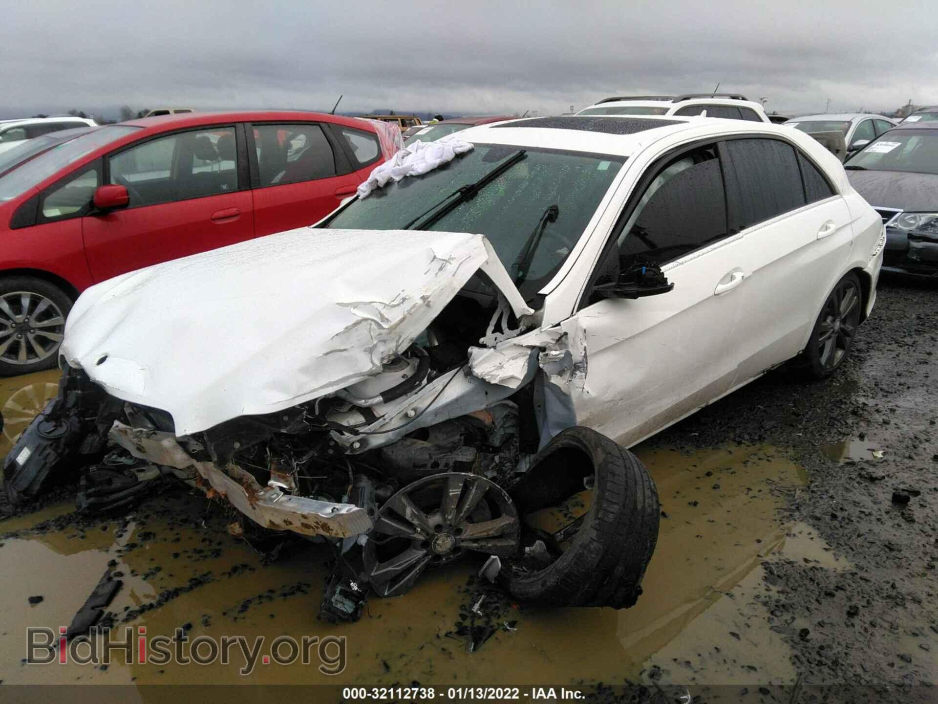 2014 MERCEDES-BENZ E-CLASS - VIN: WDDHF5KB5EA796975 - Фото 2