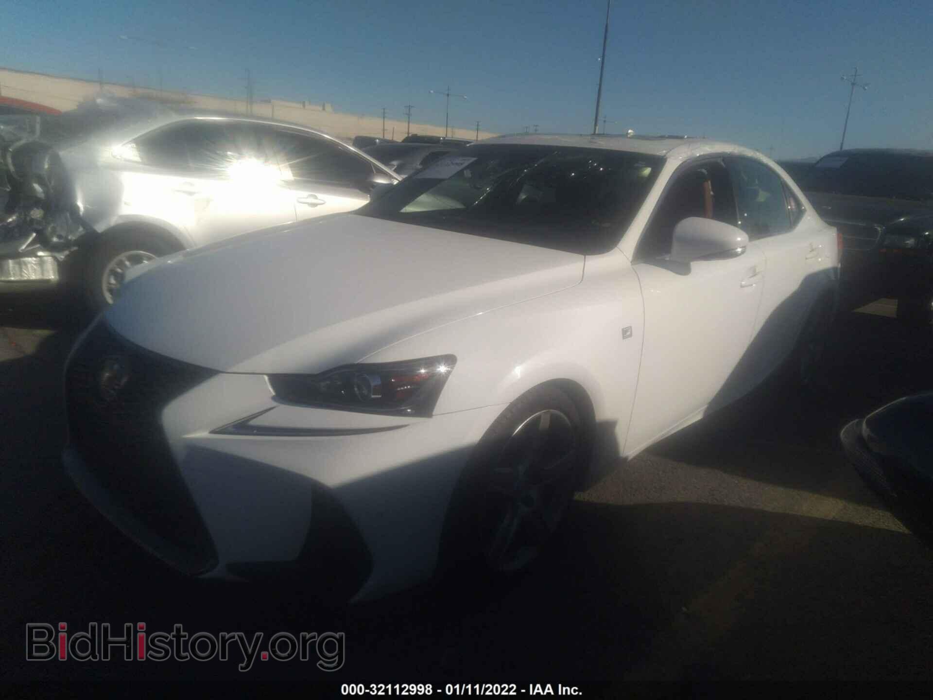 2018 LEXUS IS - VIN: JTHBA1D22J5066138 - Фото 2