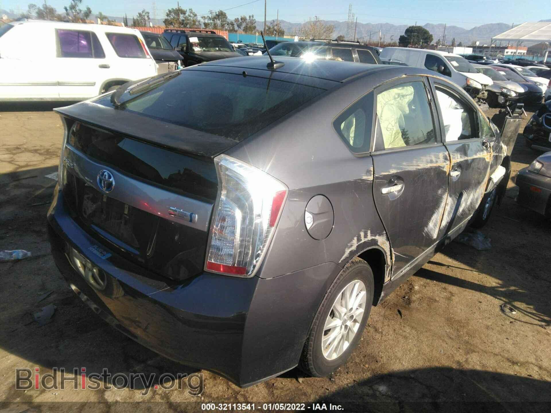 2014 TOYOTA PRIUS PLUG-IN - VIN: JTDKN3DP4E3060372 - Фото 4