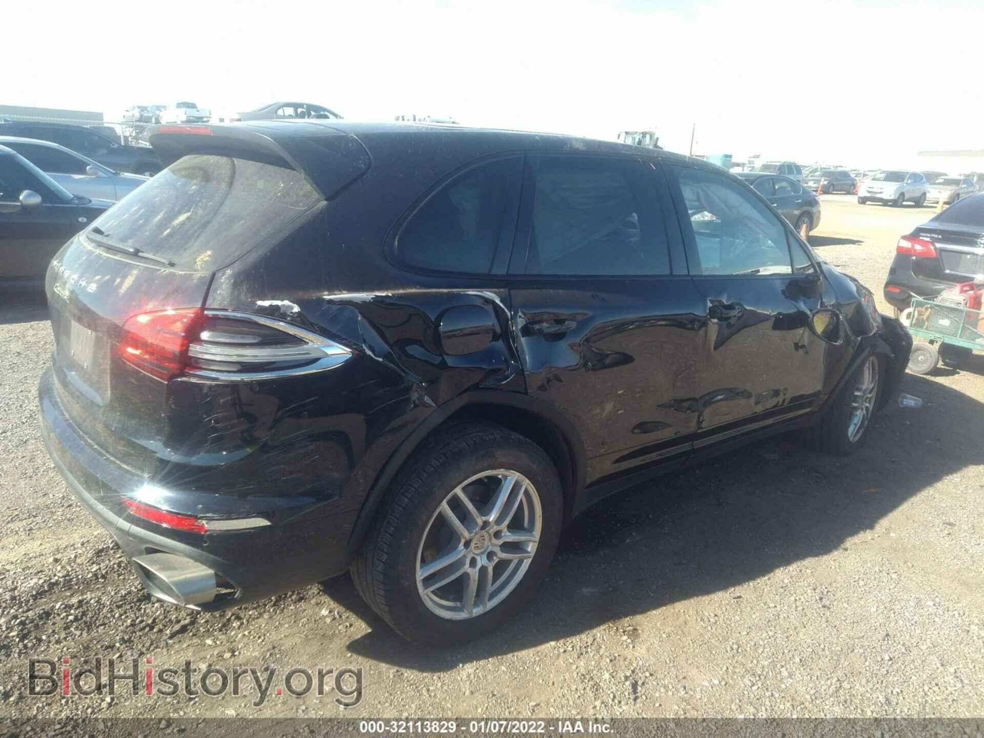 2016 PORSCHE CAYENNE - VIN: WP1AA2A21GLA09858 - Фото 4