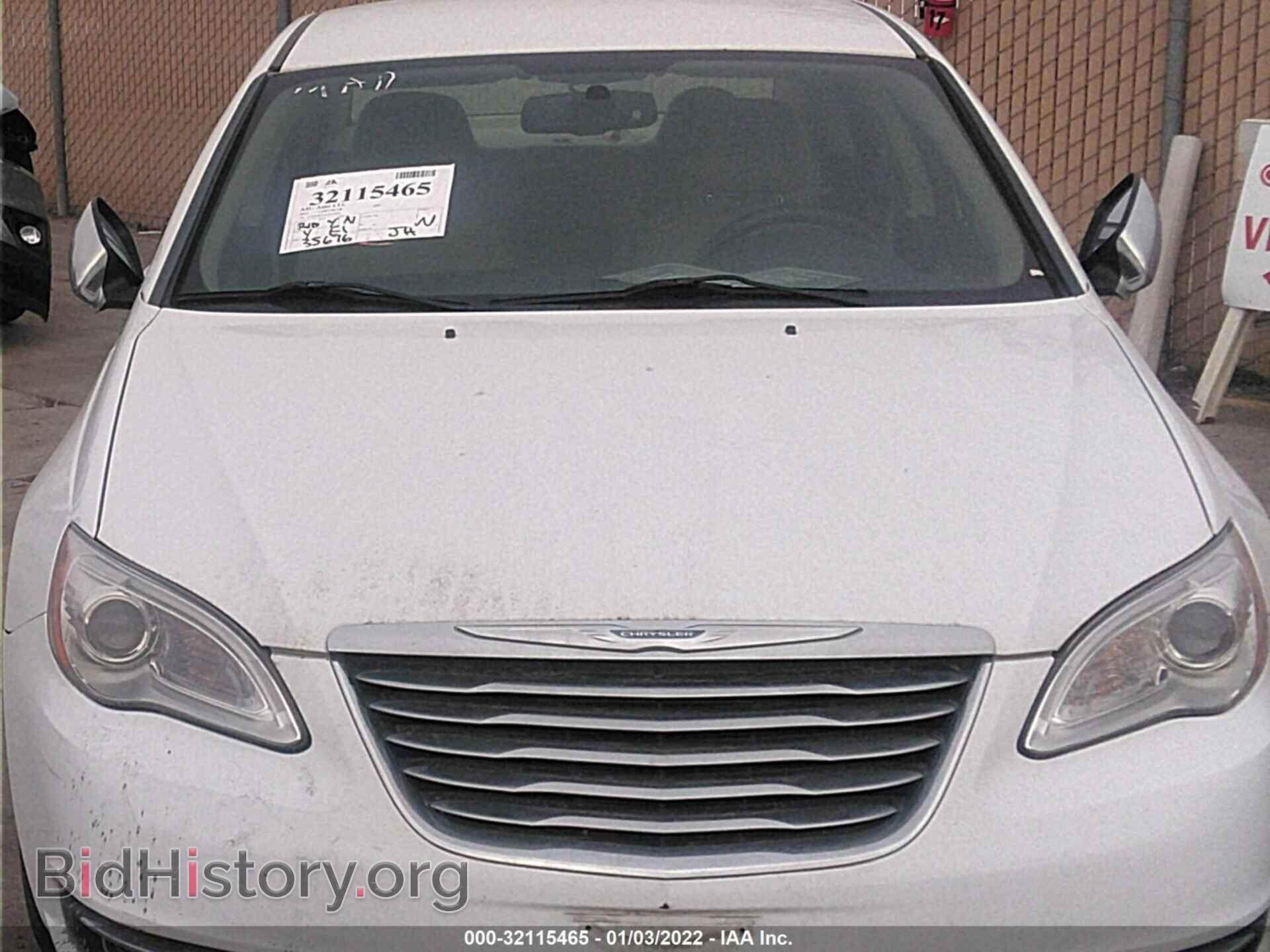 2012 CHRYSLER 200 - VIN: 1C3CCBCG3CN211035 - Фото 6