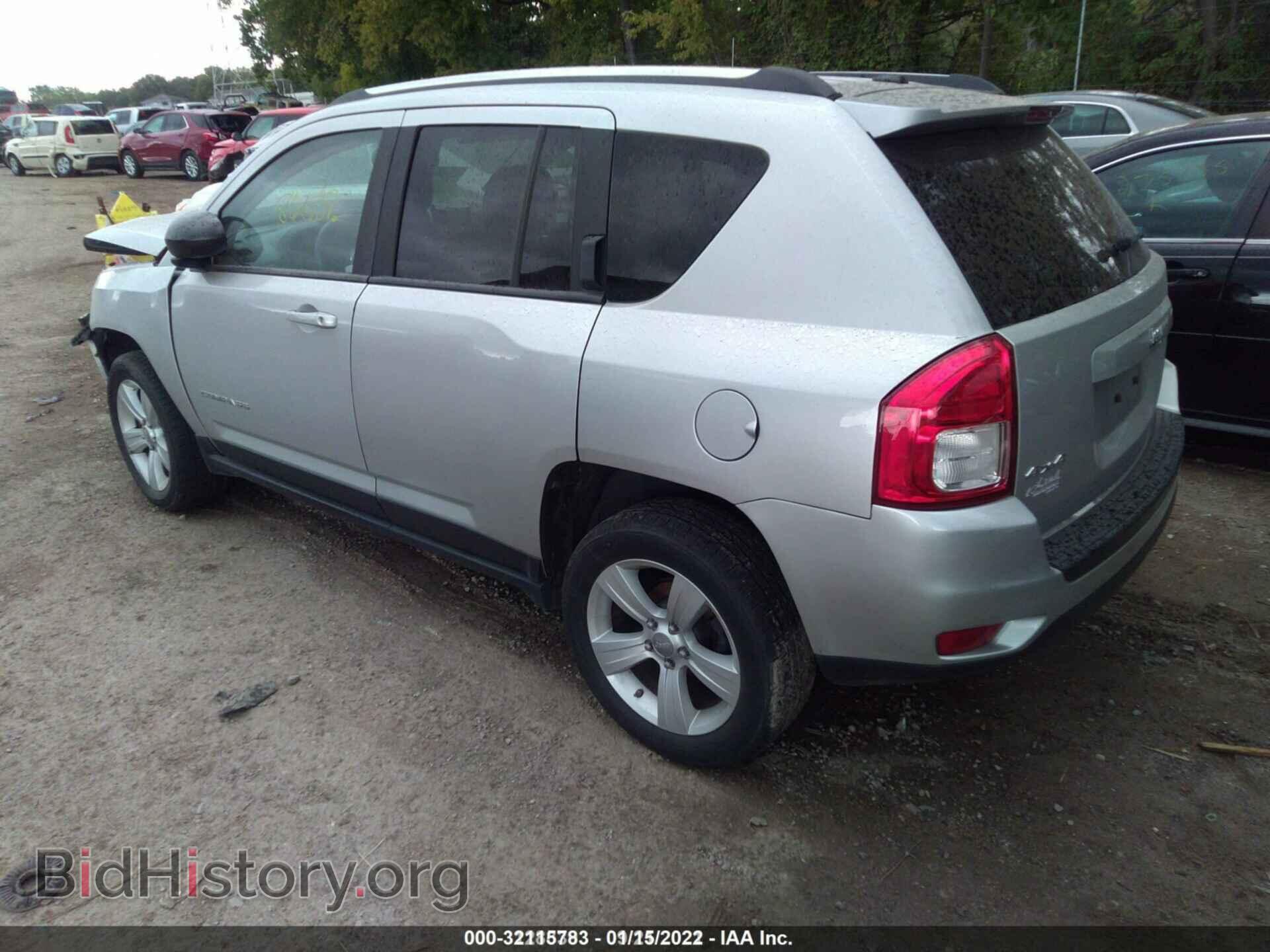 2012 JEEP COMPASS - VIN: 1C4NJDBB6CD717945 - Photo 3