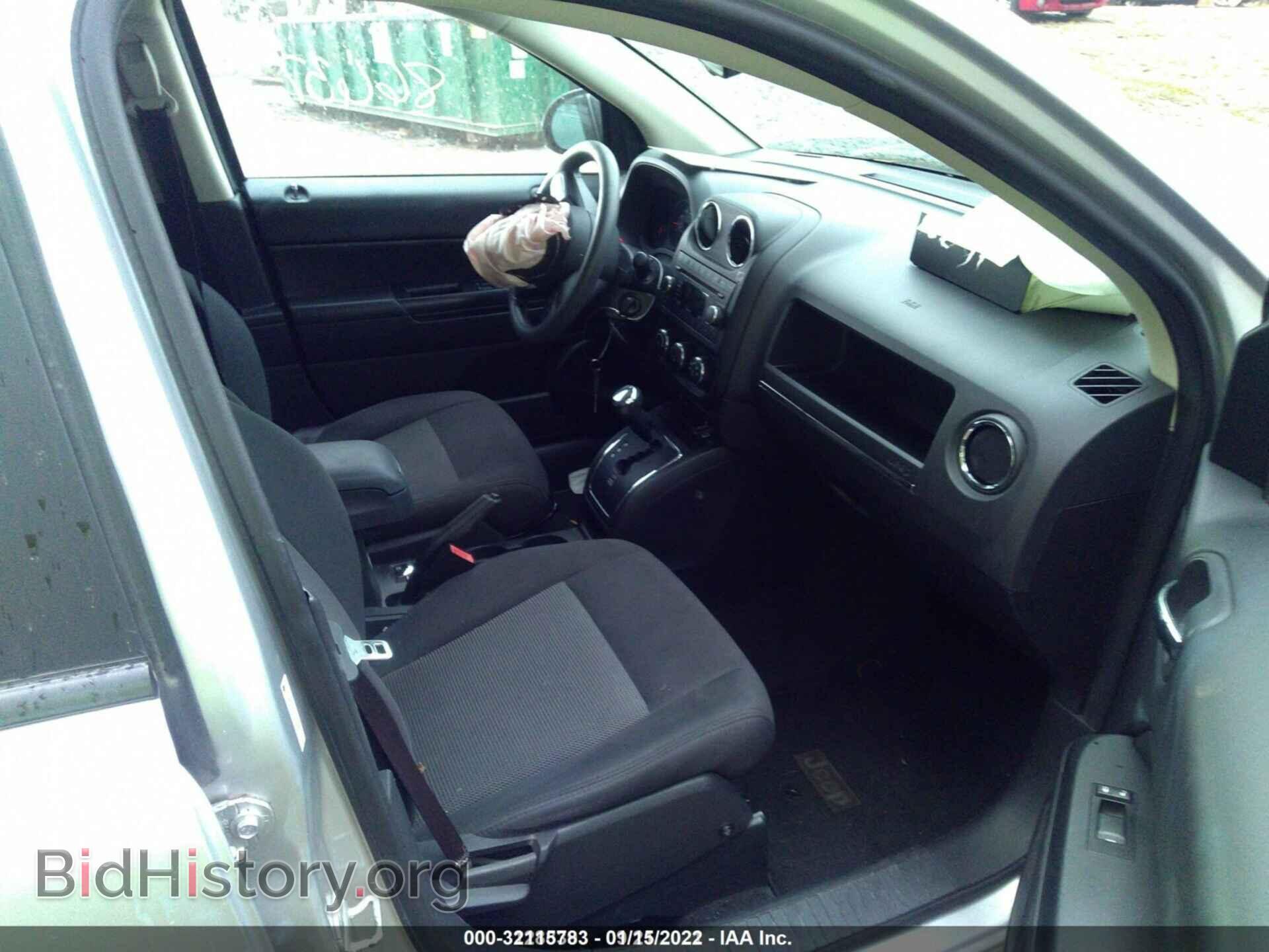 2012 JEEP COMPASS - VIN: 1C4NJDBB6CD717945 - Photo 5