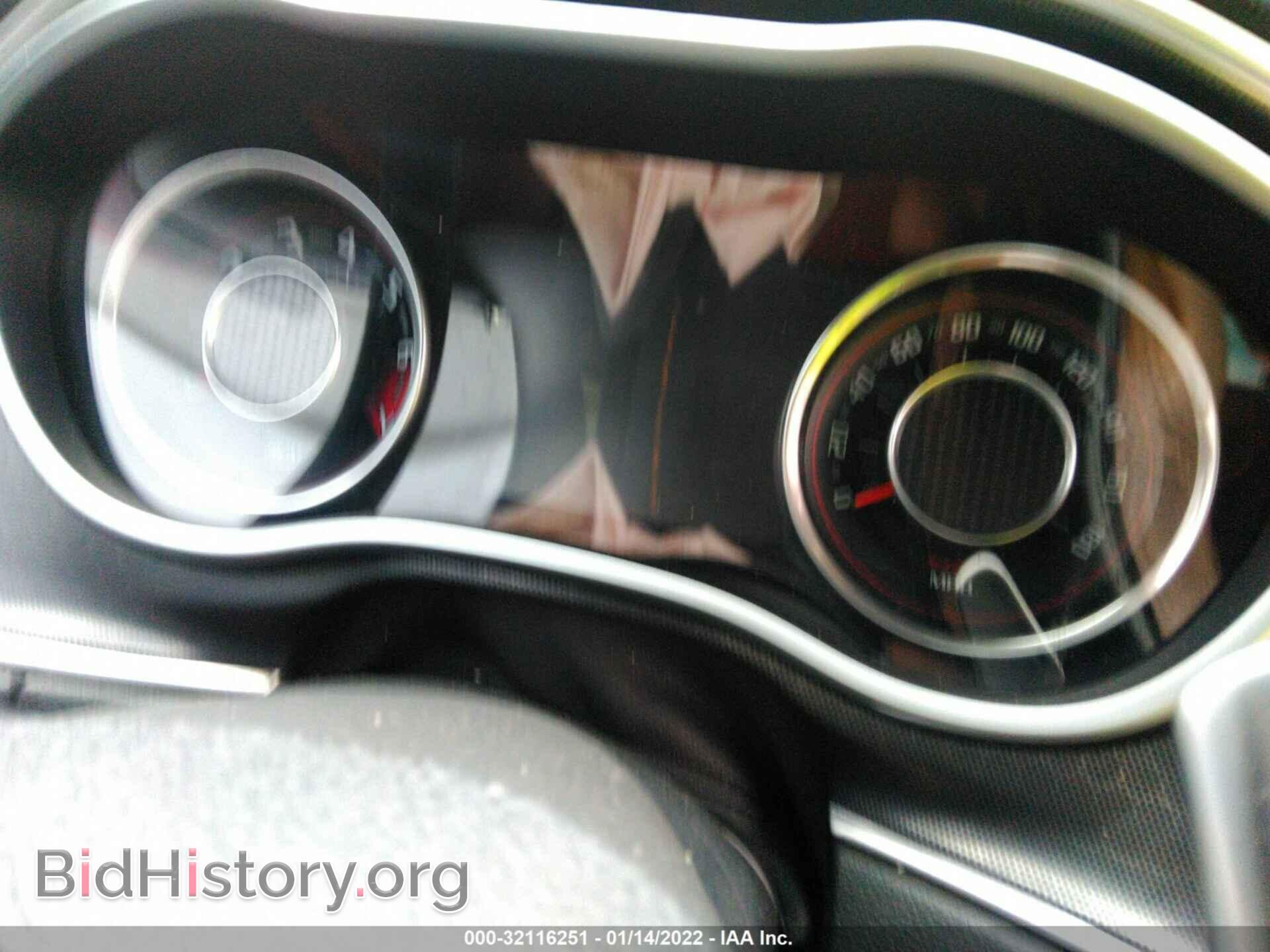 2015 DODGE CHALLENGER - VIN: 2C3CDZDJ6FH716113 - Фото 7
