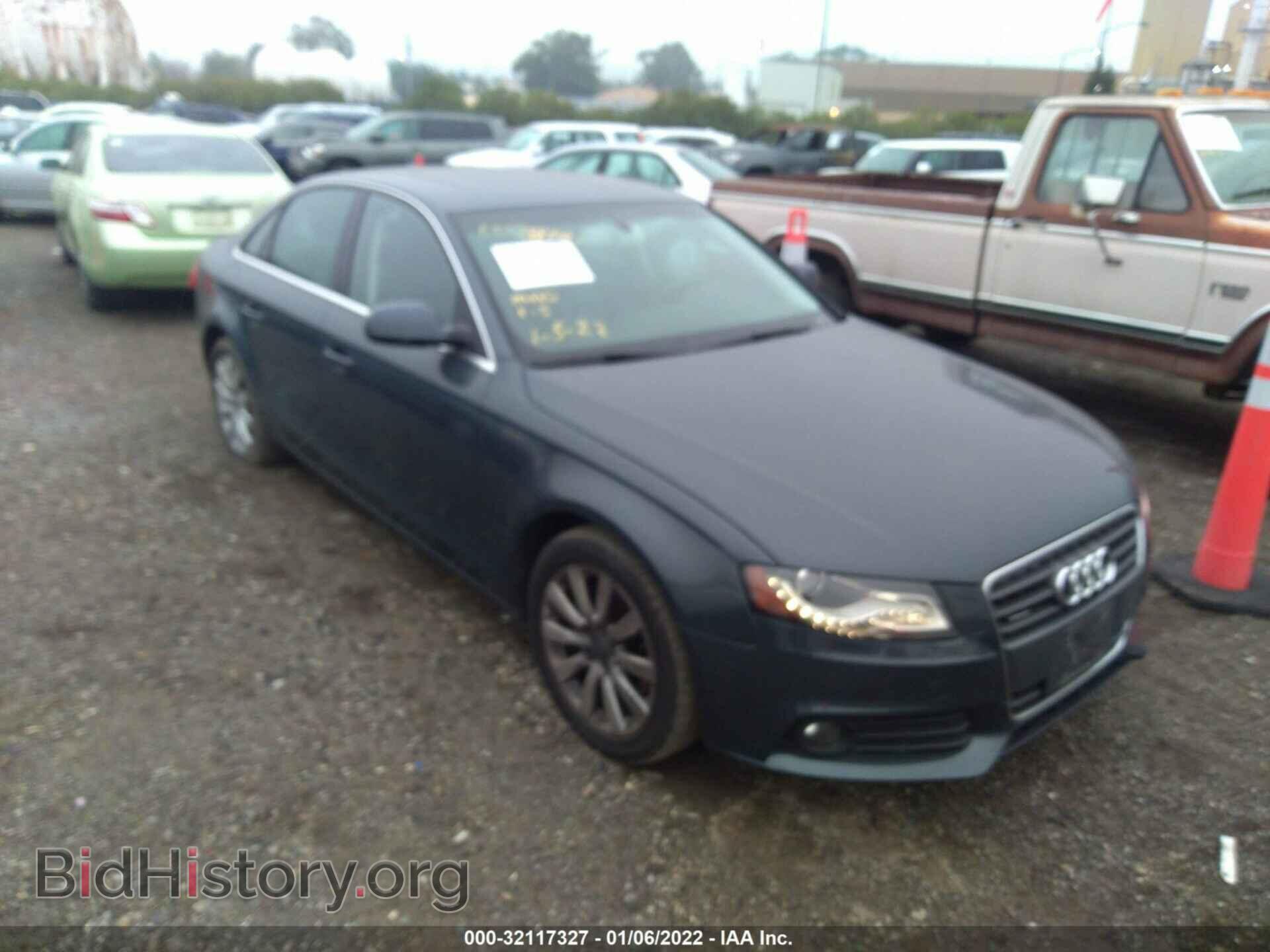 Фотография WAUFFAFL5BN009683 - AUDI A4 2011