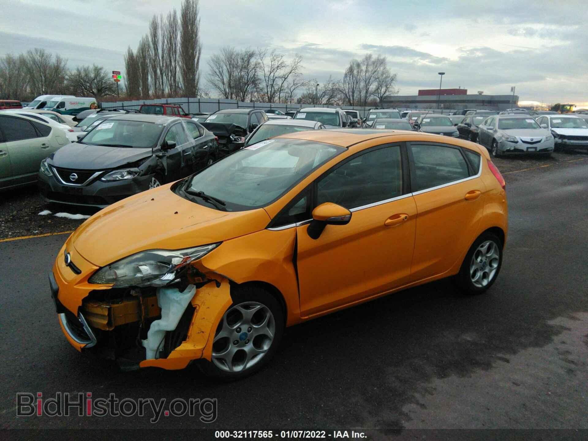 2011 FORD FIESTA - VIN: 3FADP4FJXBM145654 - Фото 2