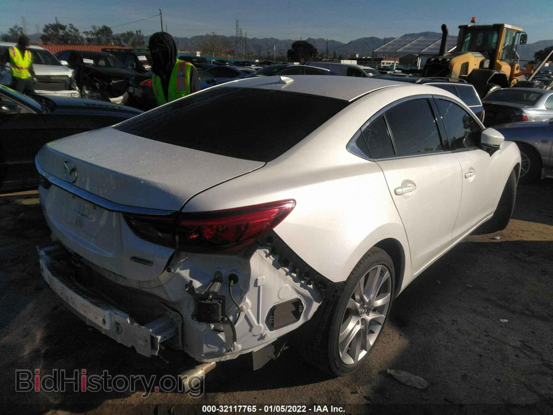 2017 MAZDA MAZDA6 - VIN: JM1GL1V53H1109946 - Фото 4
