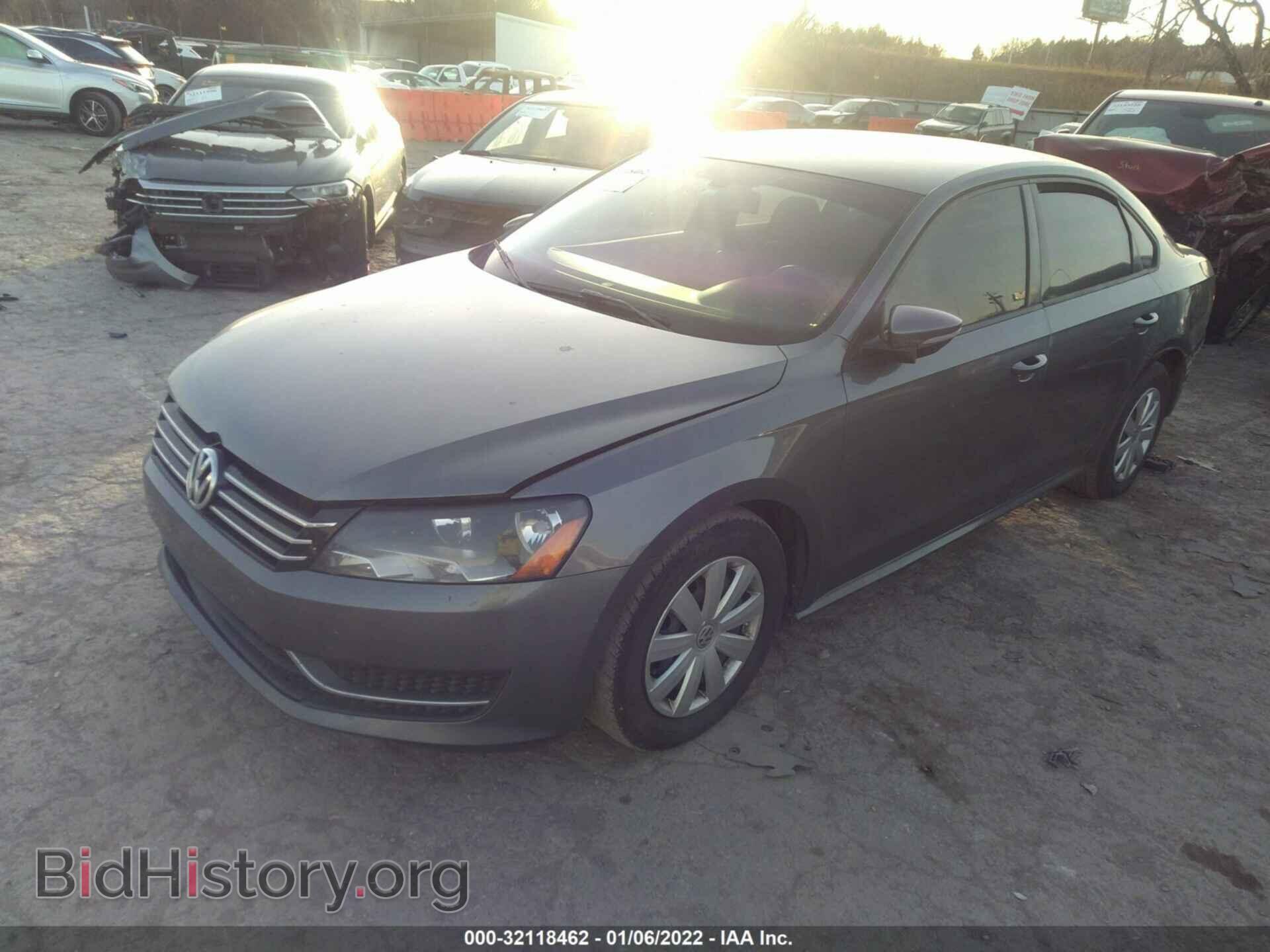 2012 VOLKSWAGEN PASSAT - VIN: 1VWAP7A32CC057768 - Фото 2