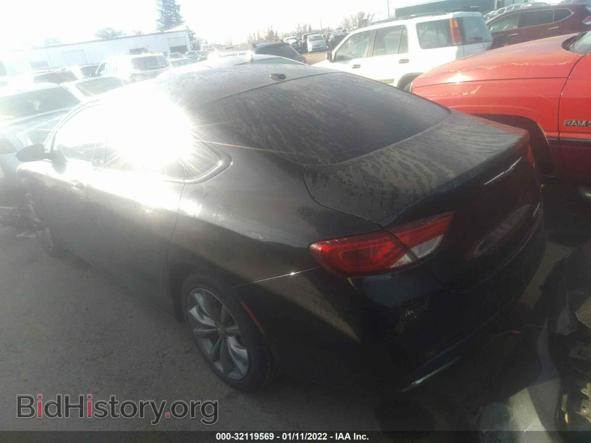 2016 CHRYSLER 200 - VIN: 1C3CCCBB3GN157561 - Фото 3
