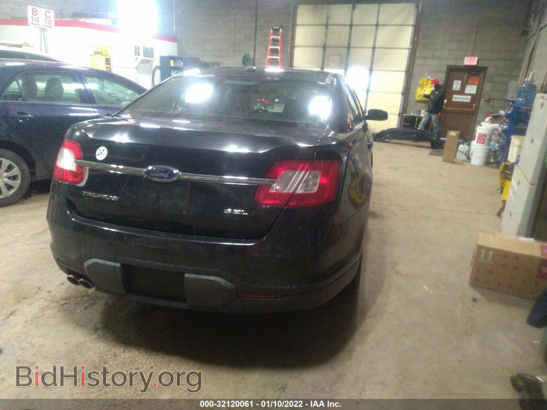 2010 FORD TAURUS - VIN: 1FAHP2EW2AG125037 - Photo 4