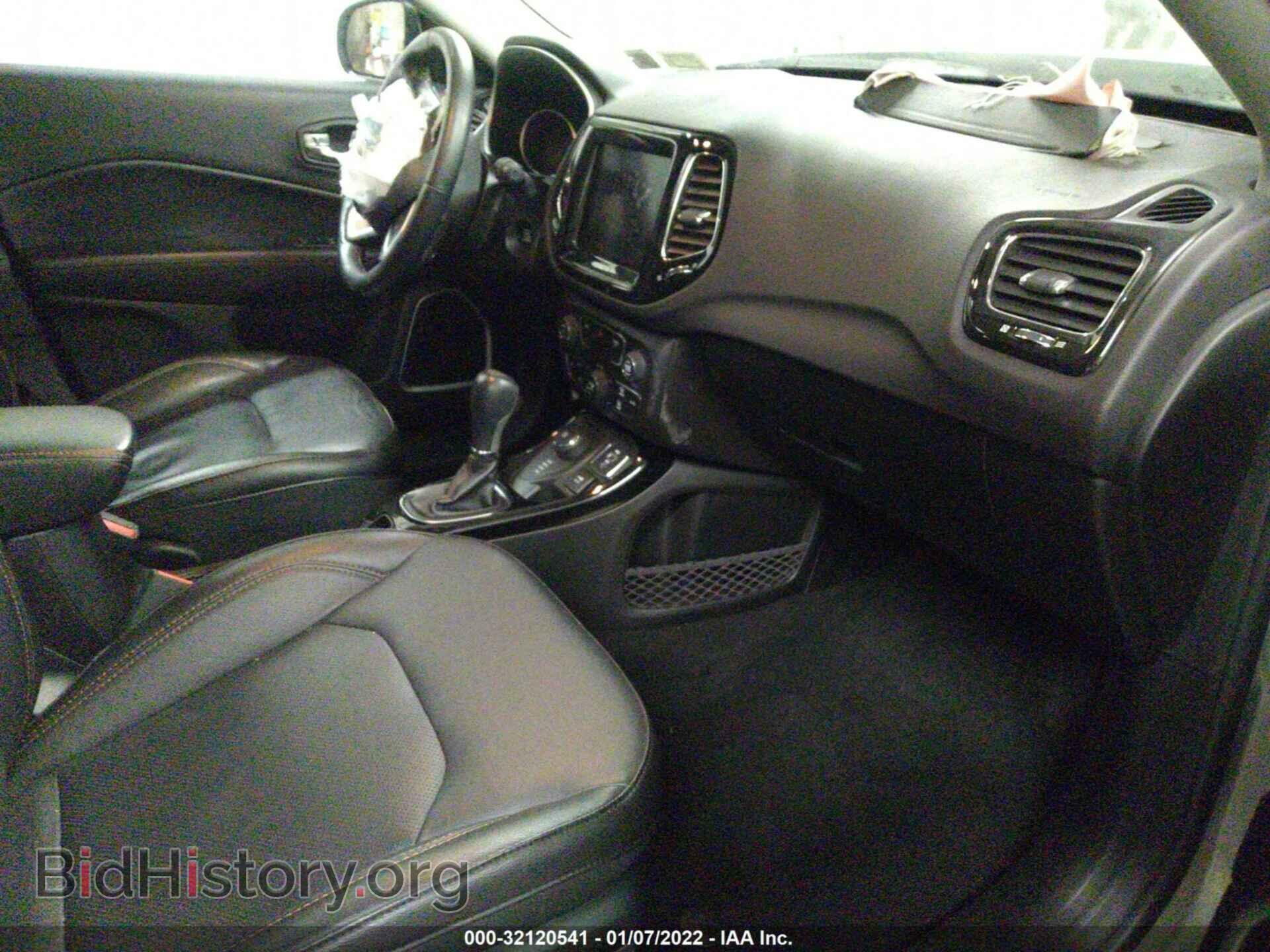 2018 JEEP COMPASS - VIN: 3C4NJDCB6JT401385 - Фото 5