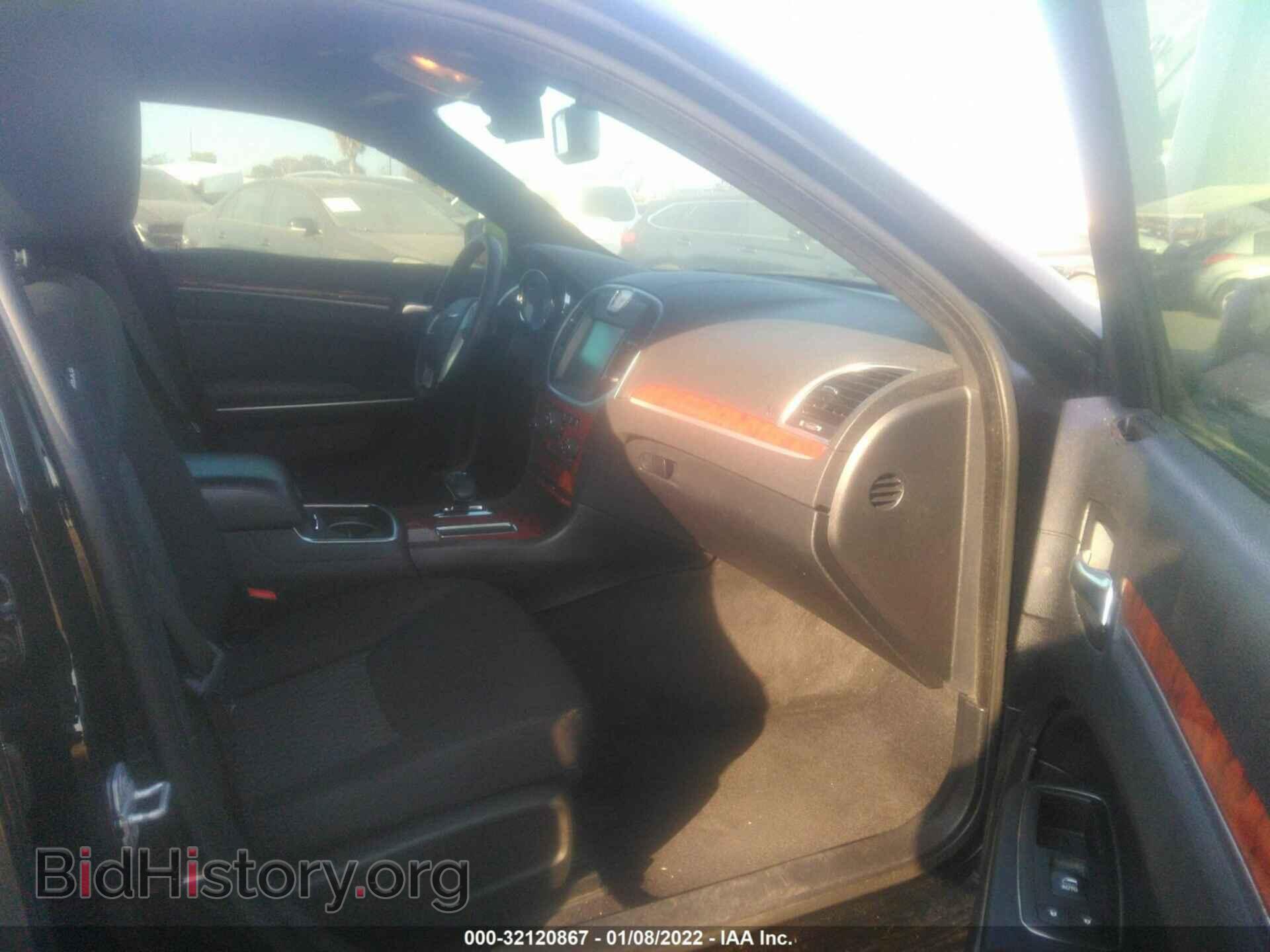 2014 CHRYSLER 300 - VIN: 2C3CCAAG1EH376011 - Фото 5