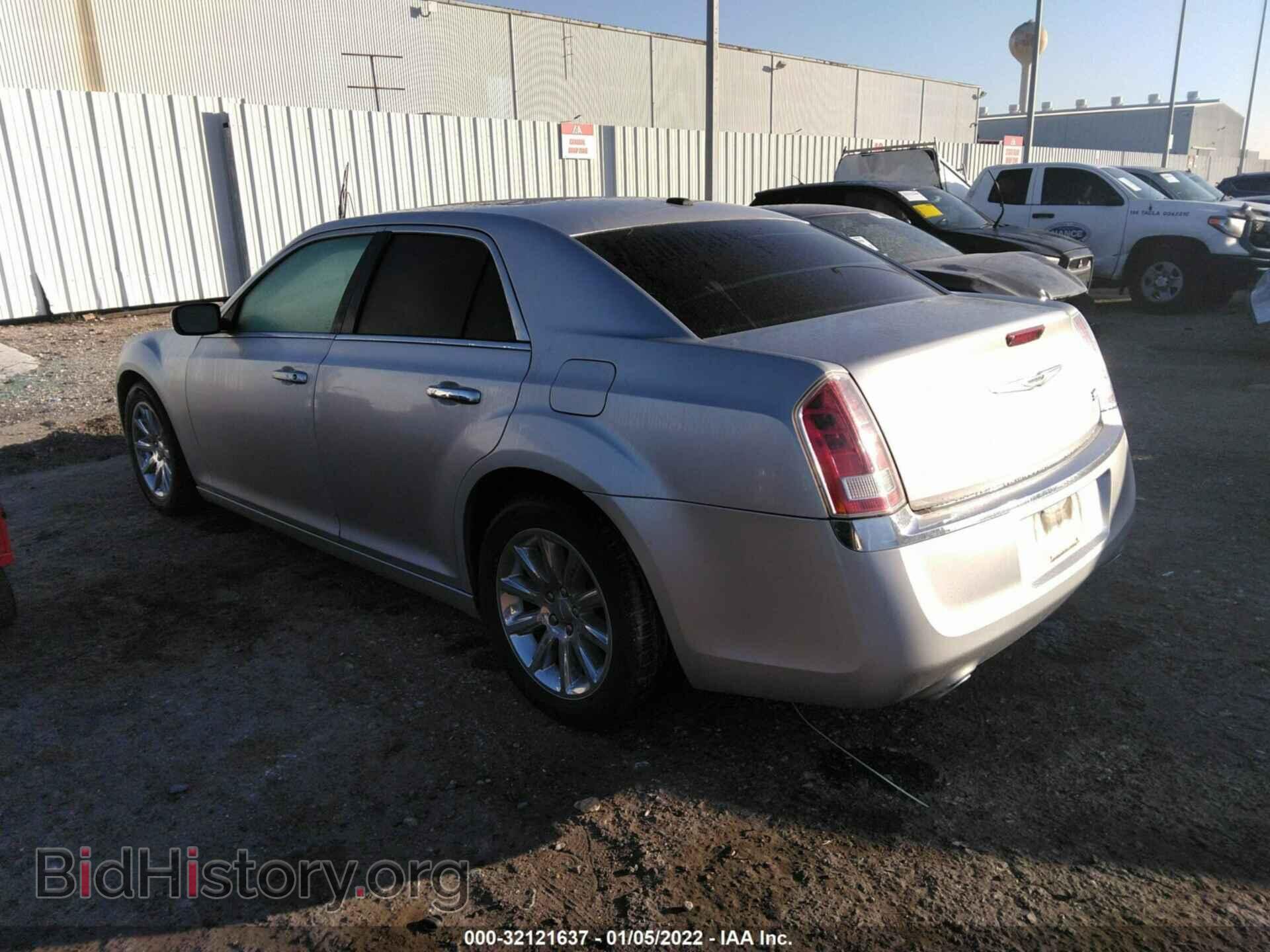 2012 CHRYSLER 300 - VIN: 2C3CCACG5CH229085 - Фото 3