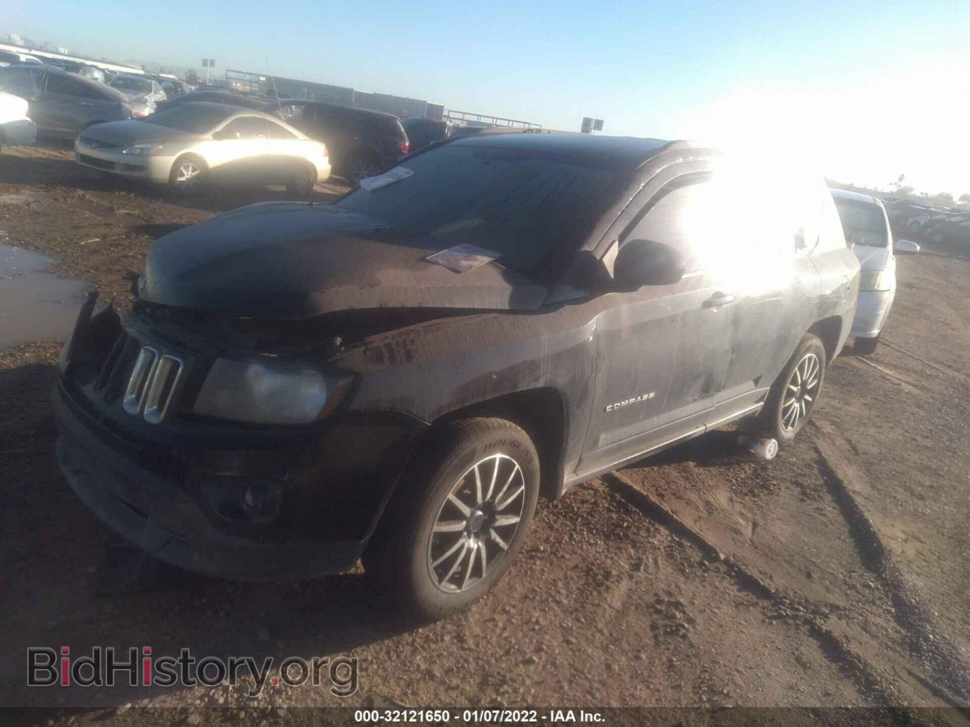 2014 JEEP COMPASS - VIN: 1C4NJCBAXED777215 - Фото 2