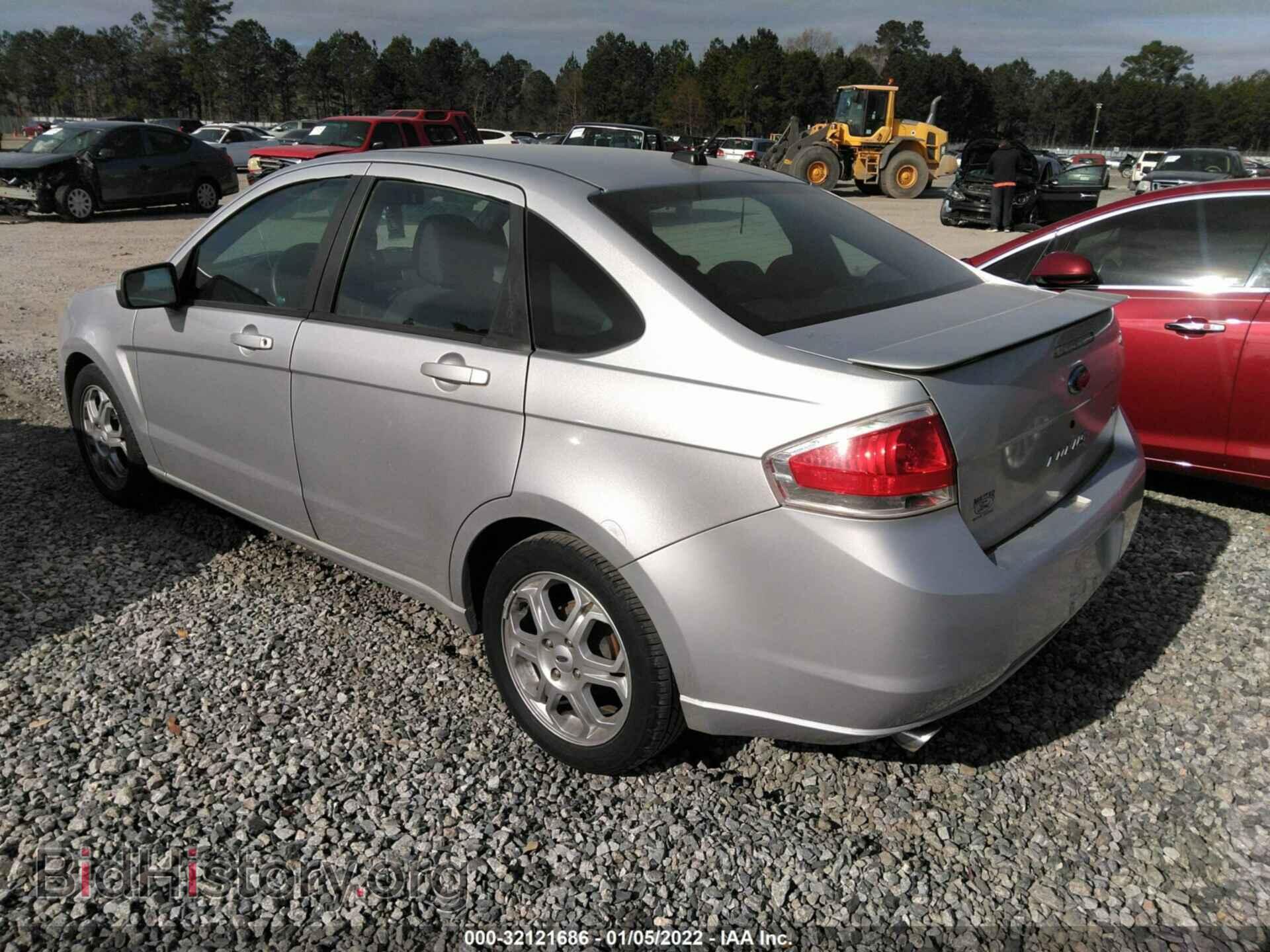 2009 FORD FOCUS - VIN: 1FAHP36N29W122622 - Фото 3