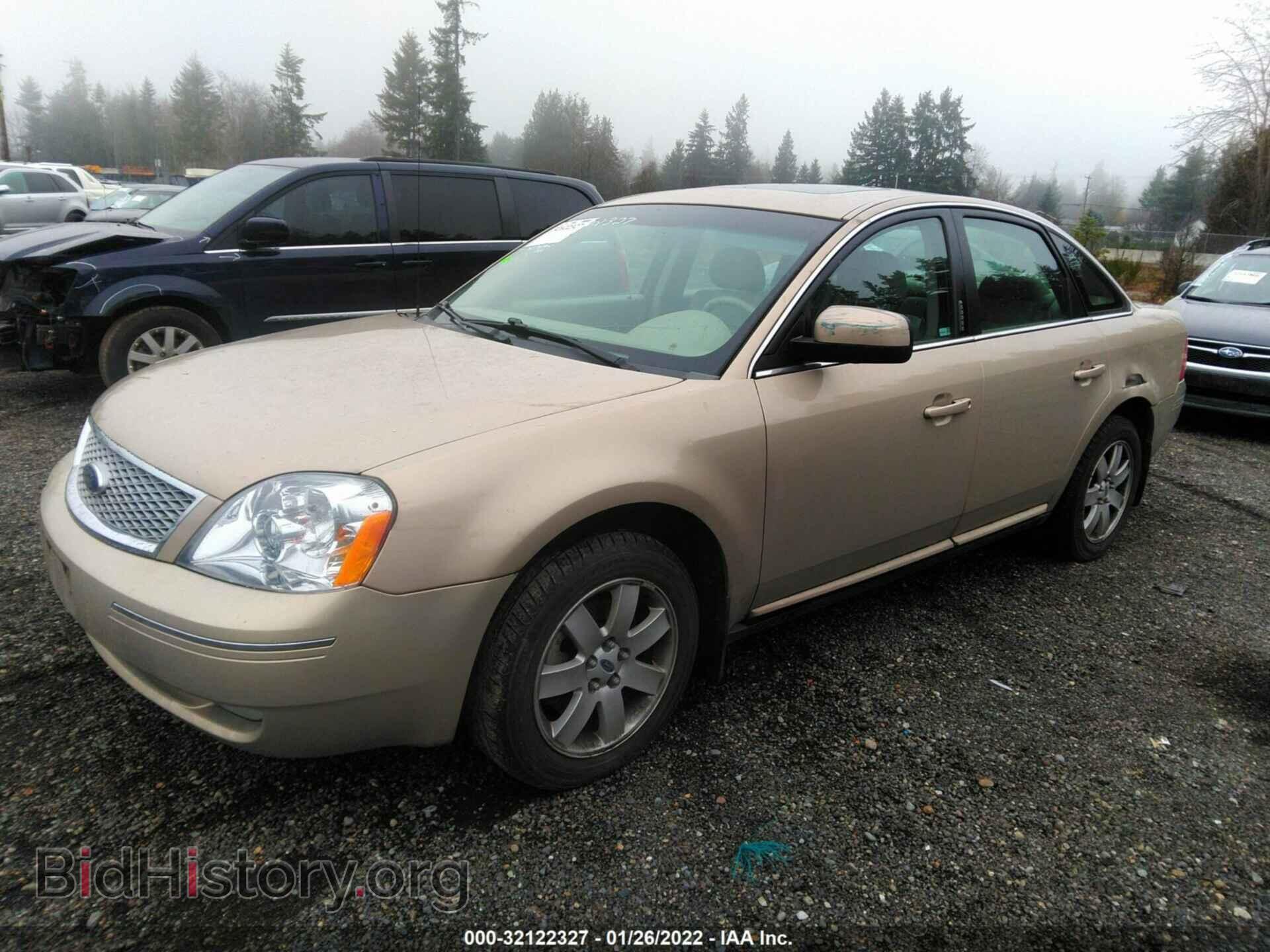 2007 FORD FIVE HUNDRED - VIN: 1FAHP27197G111064 - Фото 2