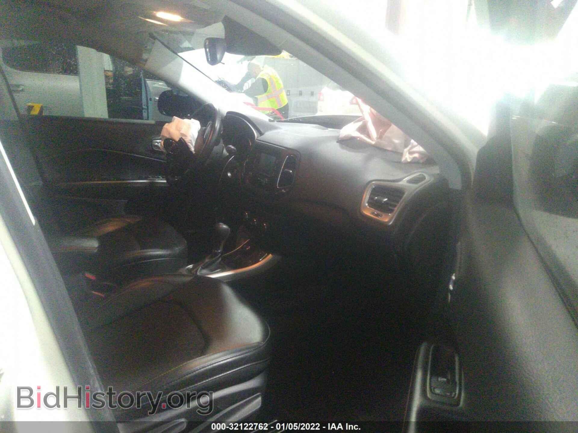 2018 JEEP COMPASS - VIN: 3C4NJDBBXJT161081 - Photo 5