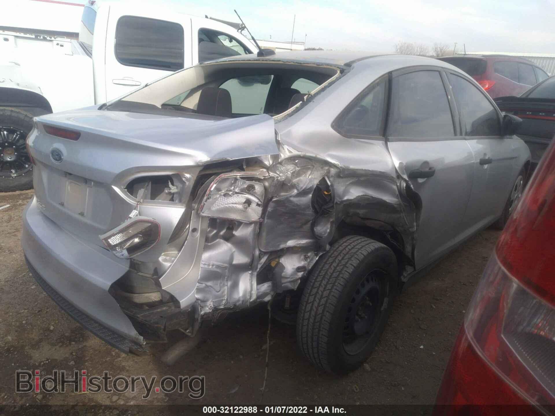 2016 FORD FOCUS - VIN: 1FADP3E28GL305625 - Photo 4